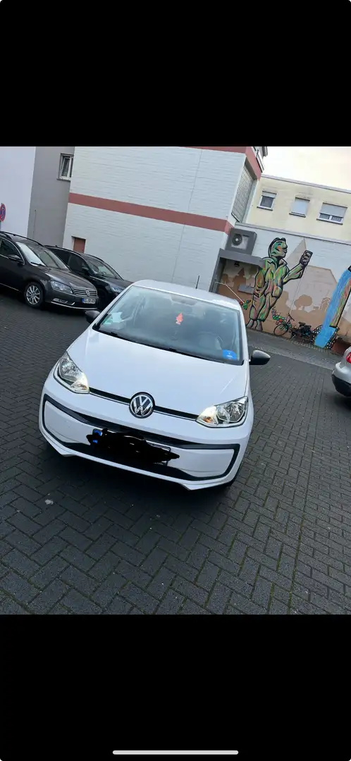 Volkswagen up! take - 1