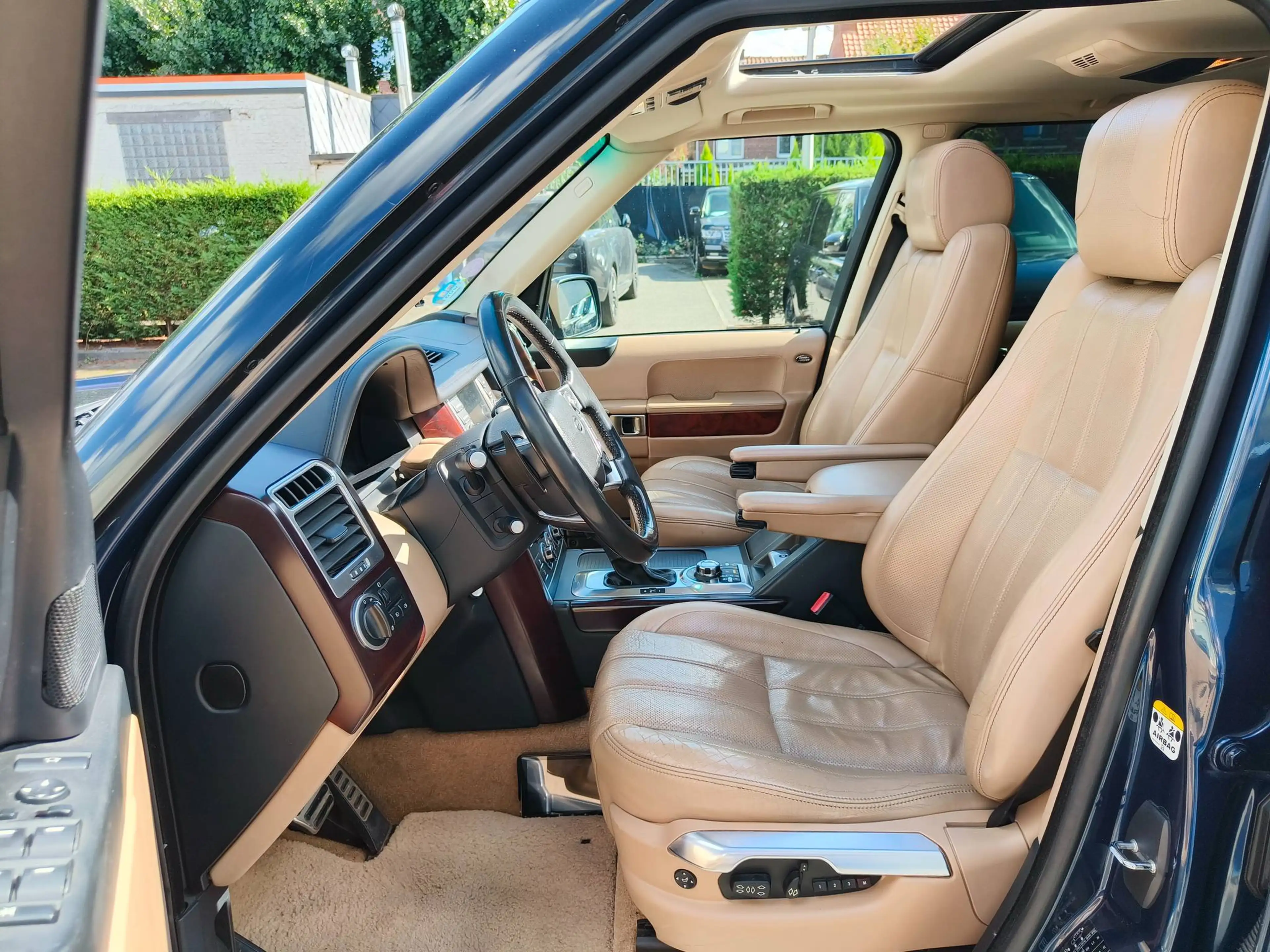 Land Rover Range Rover V8 SC 5.0 Autobiography 1 owner Full service — photo 7