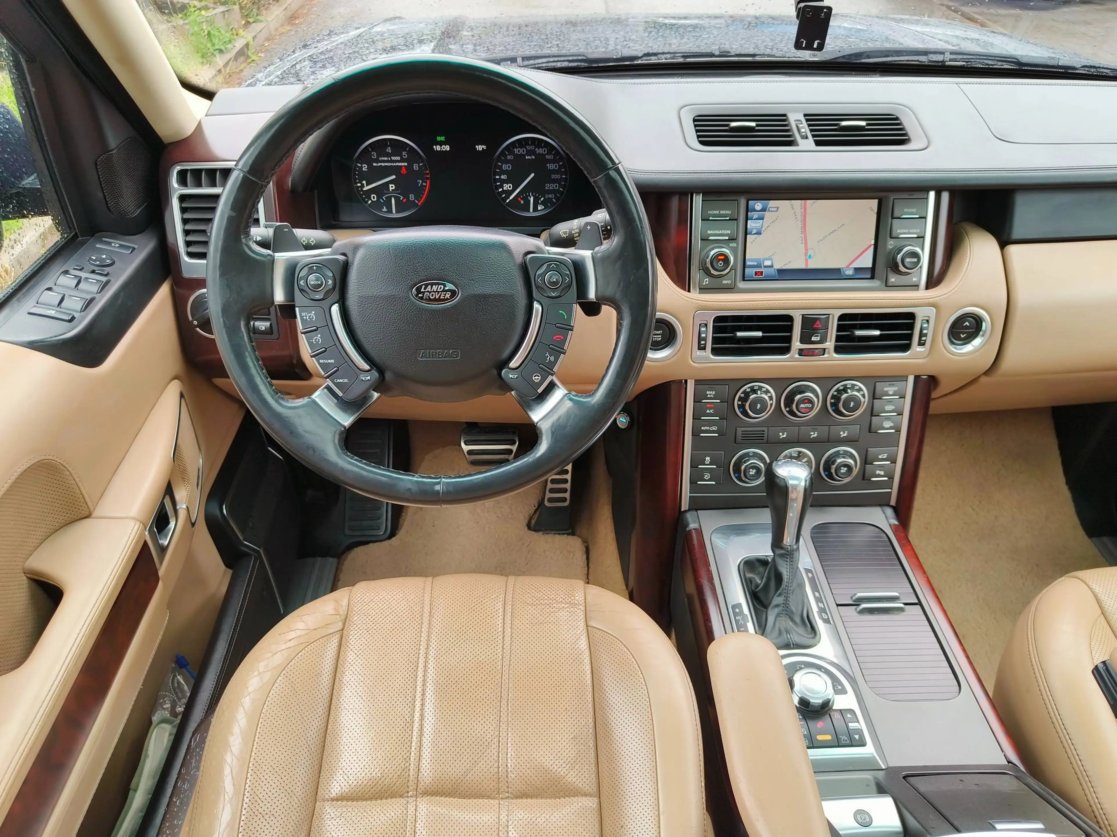 Land Rover Range Rover V8 SC 5.0 Autobiography 1 owner Full service — photo 9