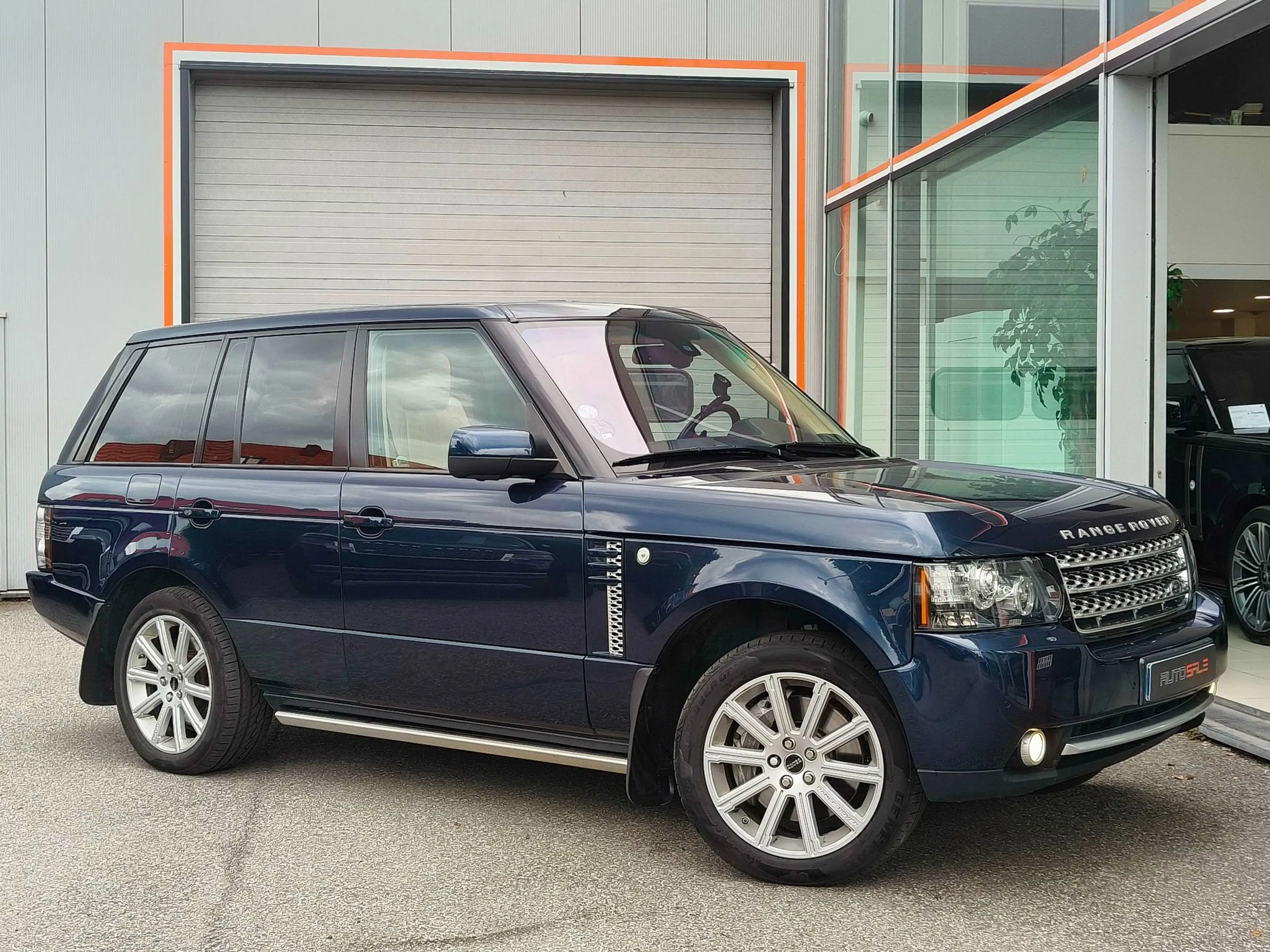 Land Rover Range Rover V8 SC 5.0 Autobiography 1 owner Full service — photo 2