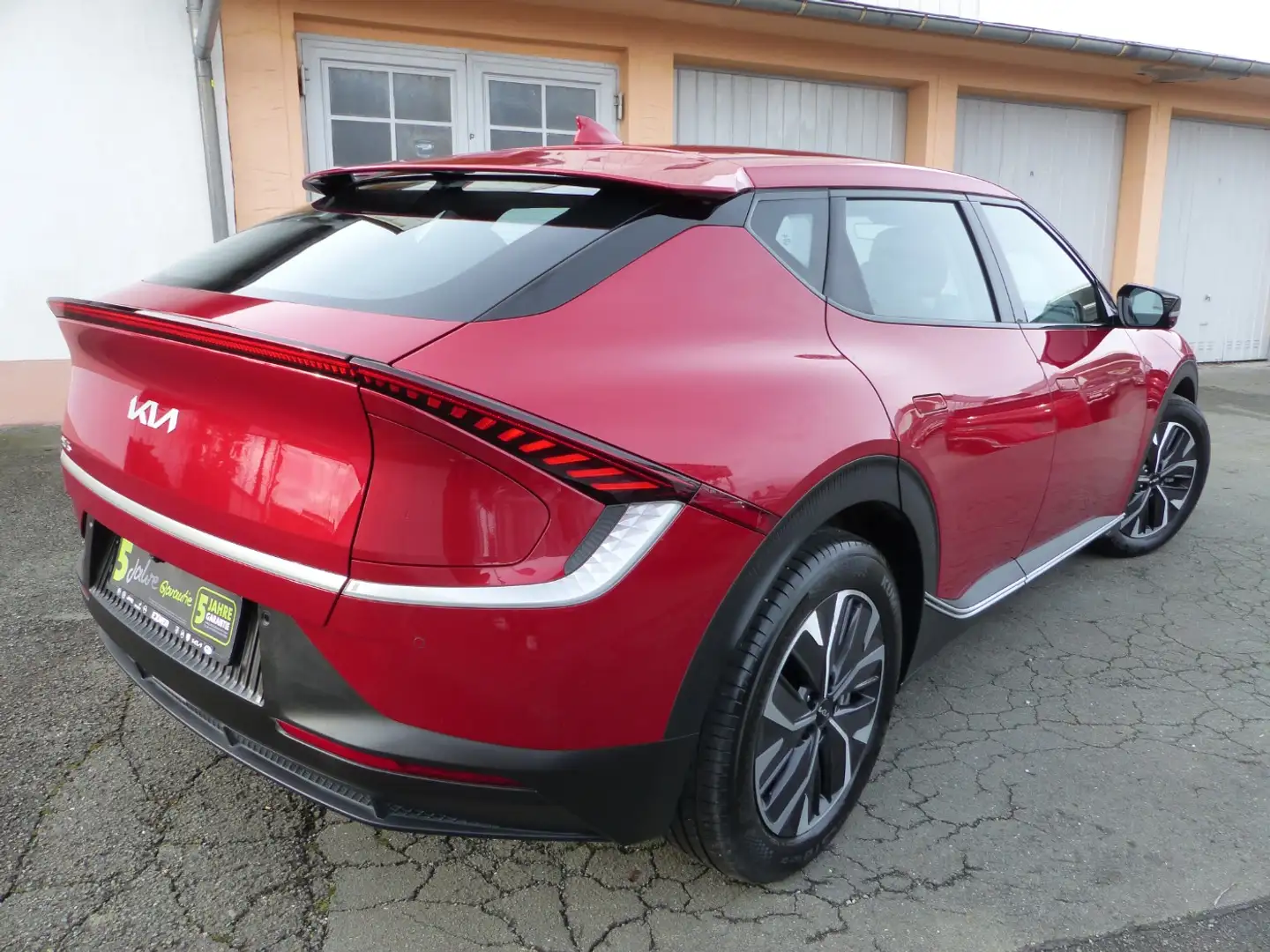 Kia EV6 - 58 kWh ACC+LED+Navi+SHZ+Winterp.+2xKlima Rot - 2