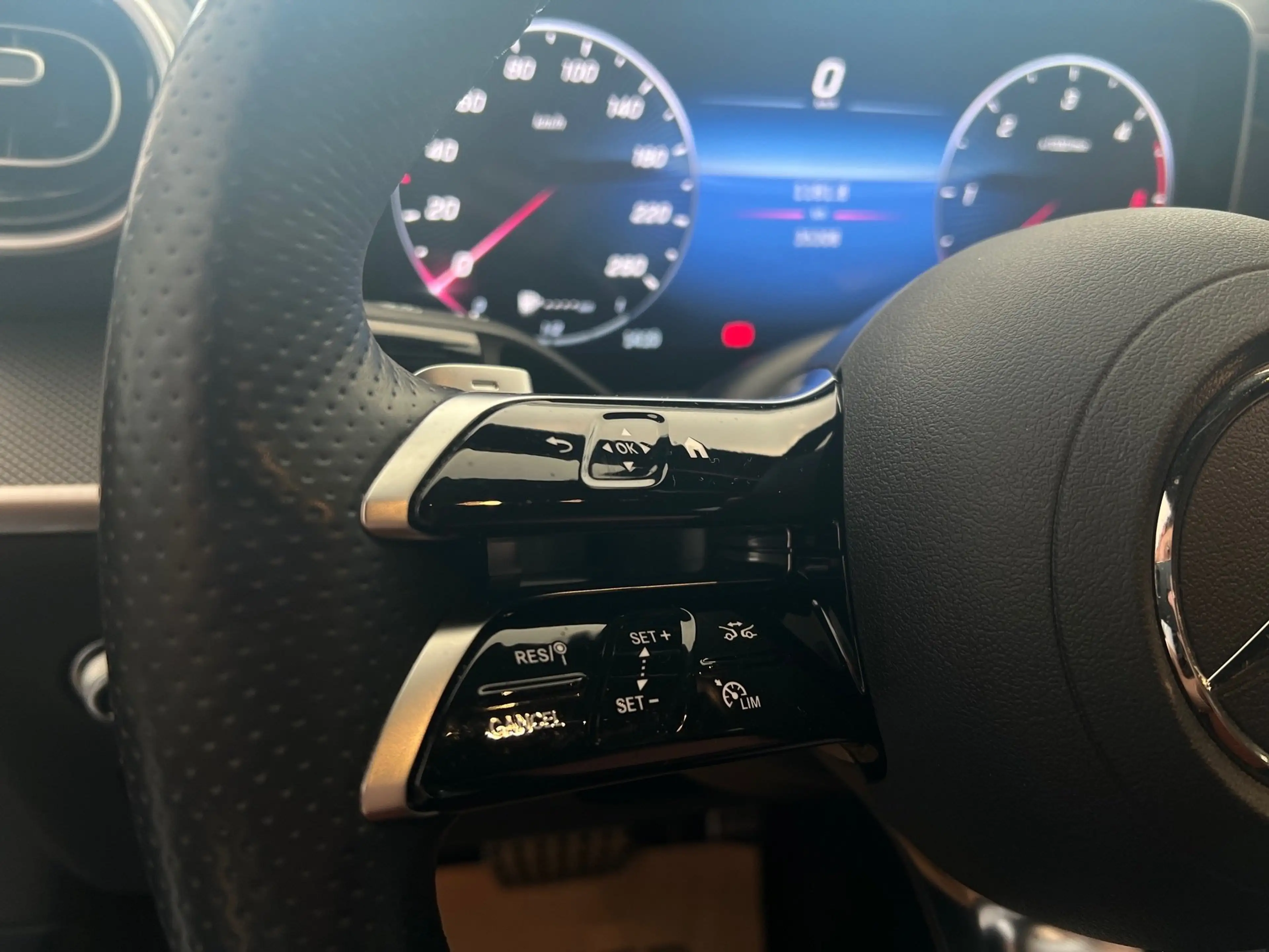 Mercedes-Benz GLC 220 d 4MATIC Coupé Night Sportp. KAM SpurH — photo 14