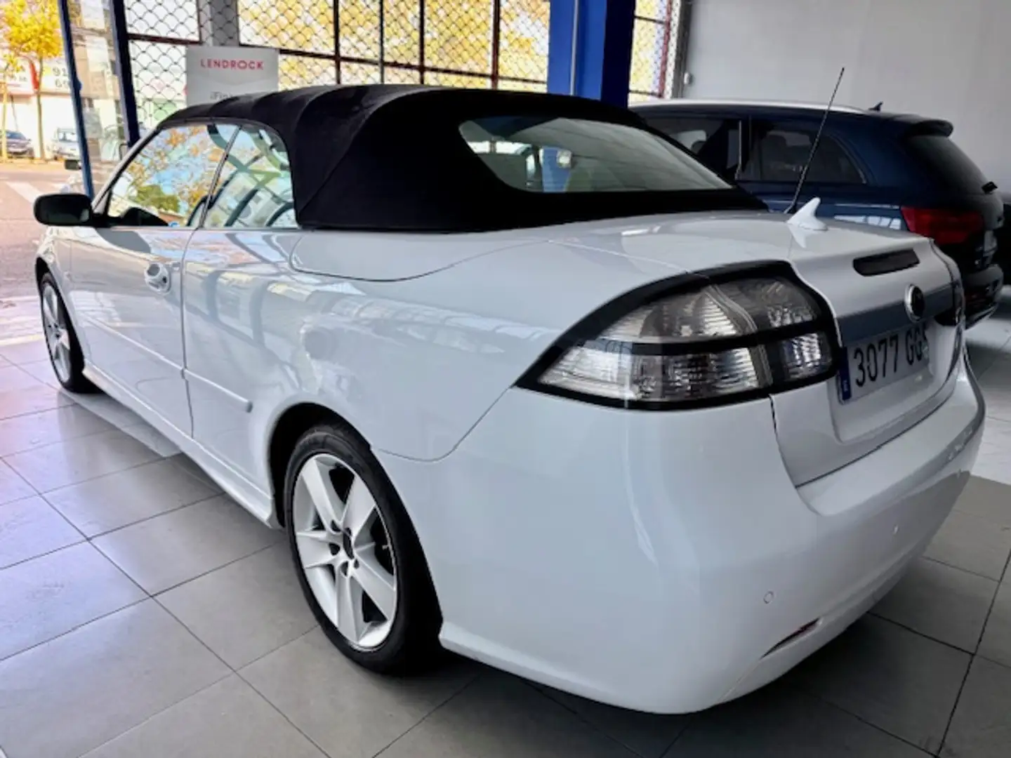 Saab 9-3 Cabrio 1.9TiD Vector A6 Weiß - 2