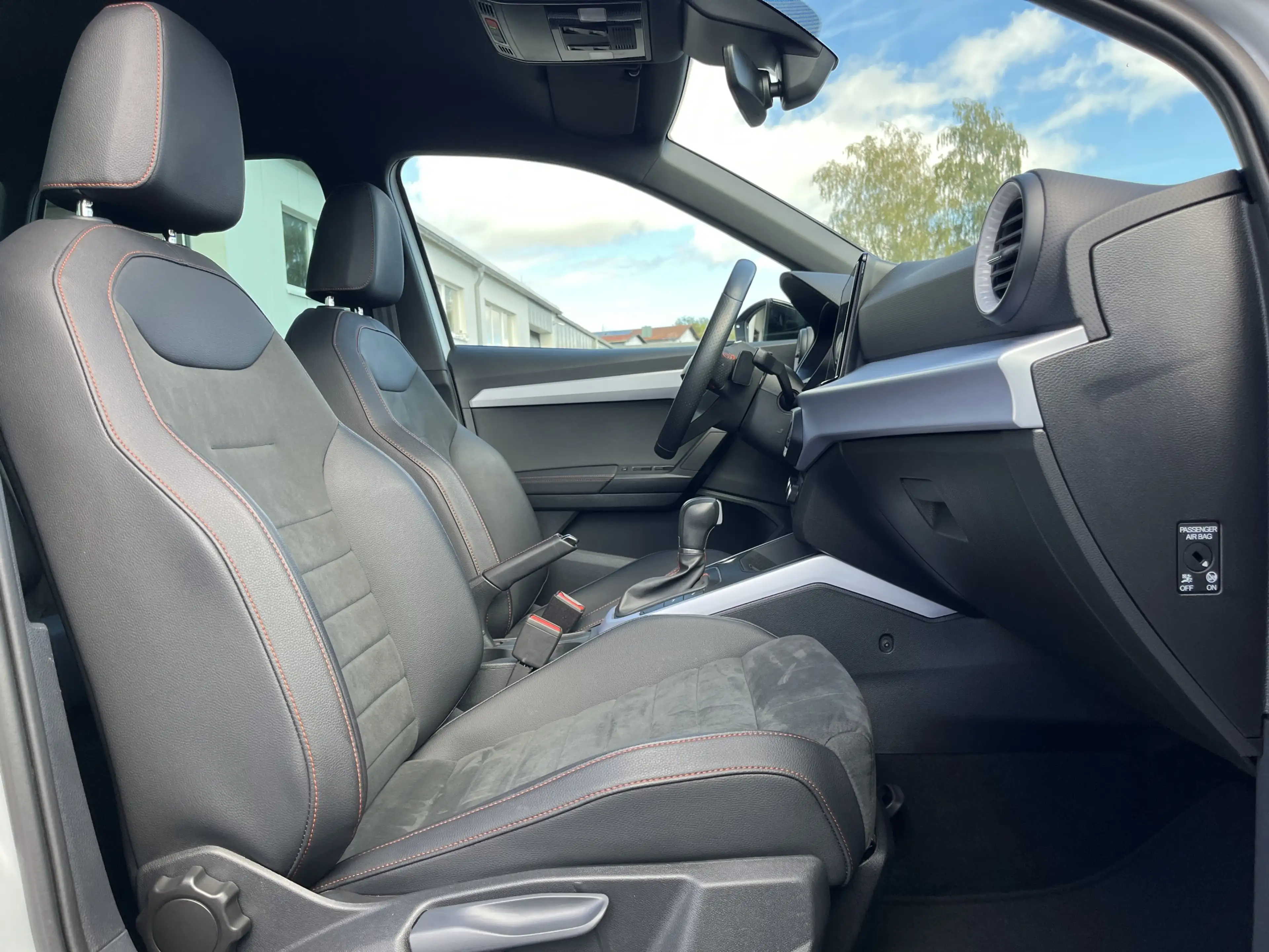 SEAT Arona 1.0 TSI DSG FR 119€ m.20% Anz. AHK Navi LED RFK — photo 15