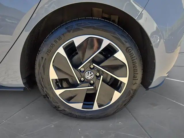 Volkswagen Id.3 view 15
