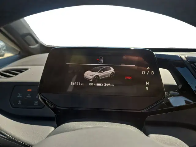 Volkswagen Id.3 view 9