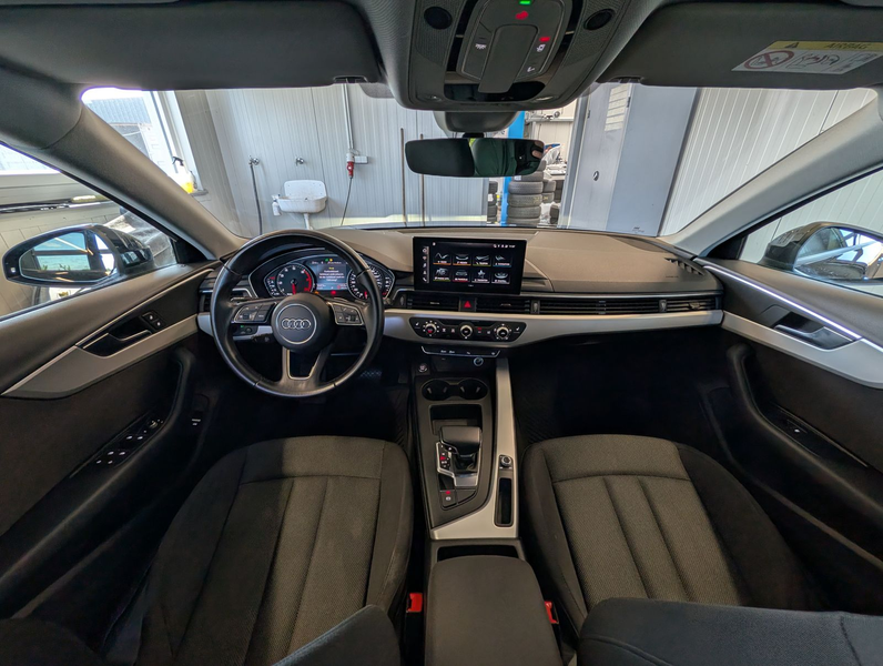 Audi A4 35 2.0 TFSI Avant NAV SHZ PDC GJR EHK LED — photo 11