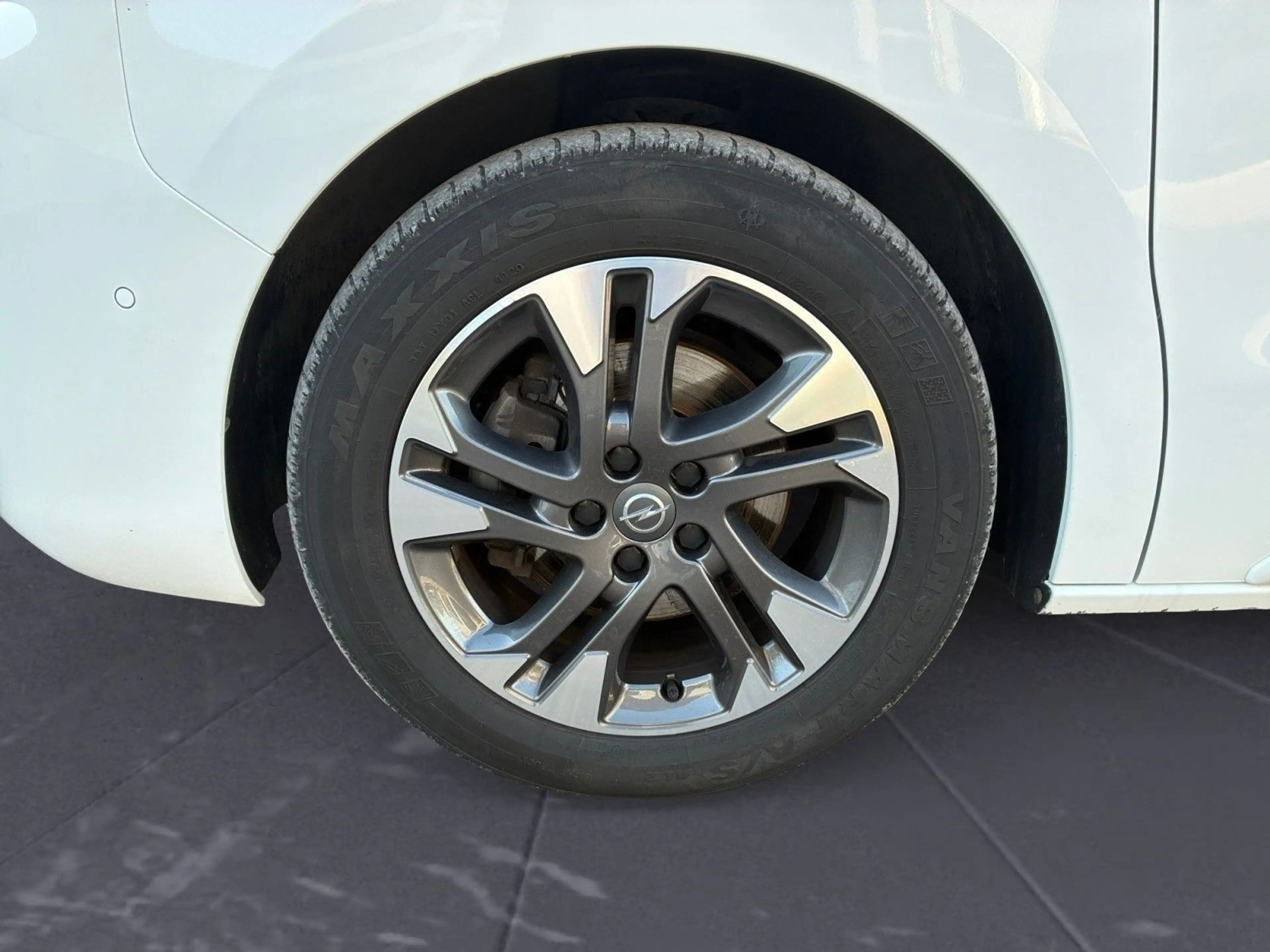 Opel Zafira PDC+KAMERA*XENON*SHZ*MASSAGESITZE — photo 6