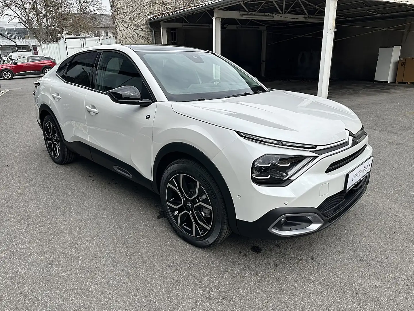 Citroen E-C4 X e-C4 X Elektromotor 136 50kWh Shine "inkl. Aluw... White - 1