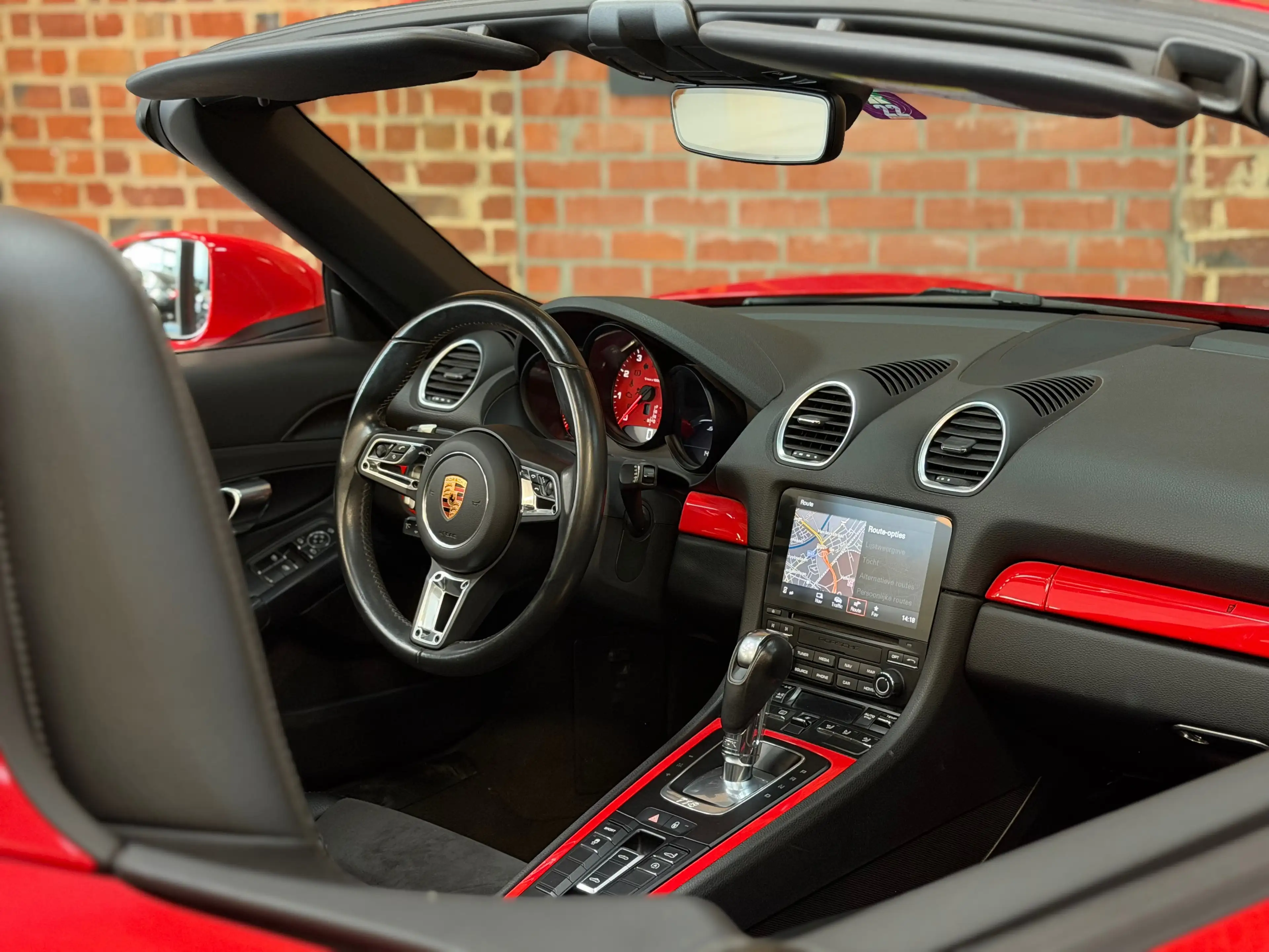 Porsche 718 Boxster 2.0 Turbo PDK *Service history Available* — photo 14