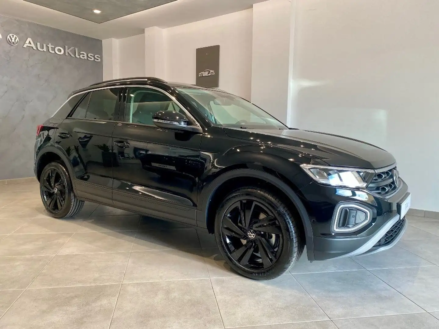 Volkswagen T-Roc SPORT 2.0 TDI SCR 150 CV DSG * NUOVA * Nero - 2