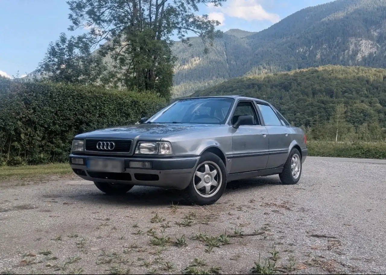 Audi 80, foto 1