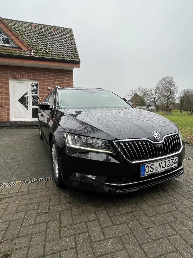 Skoda Superb Combi 190 PS , TÜV neu, Applecar, gepflegt - 1