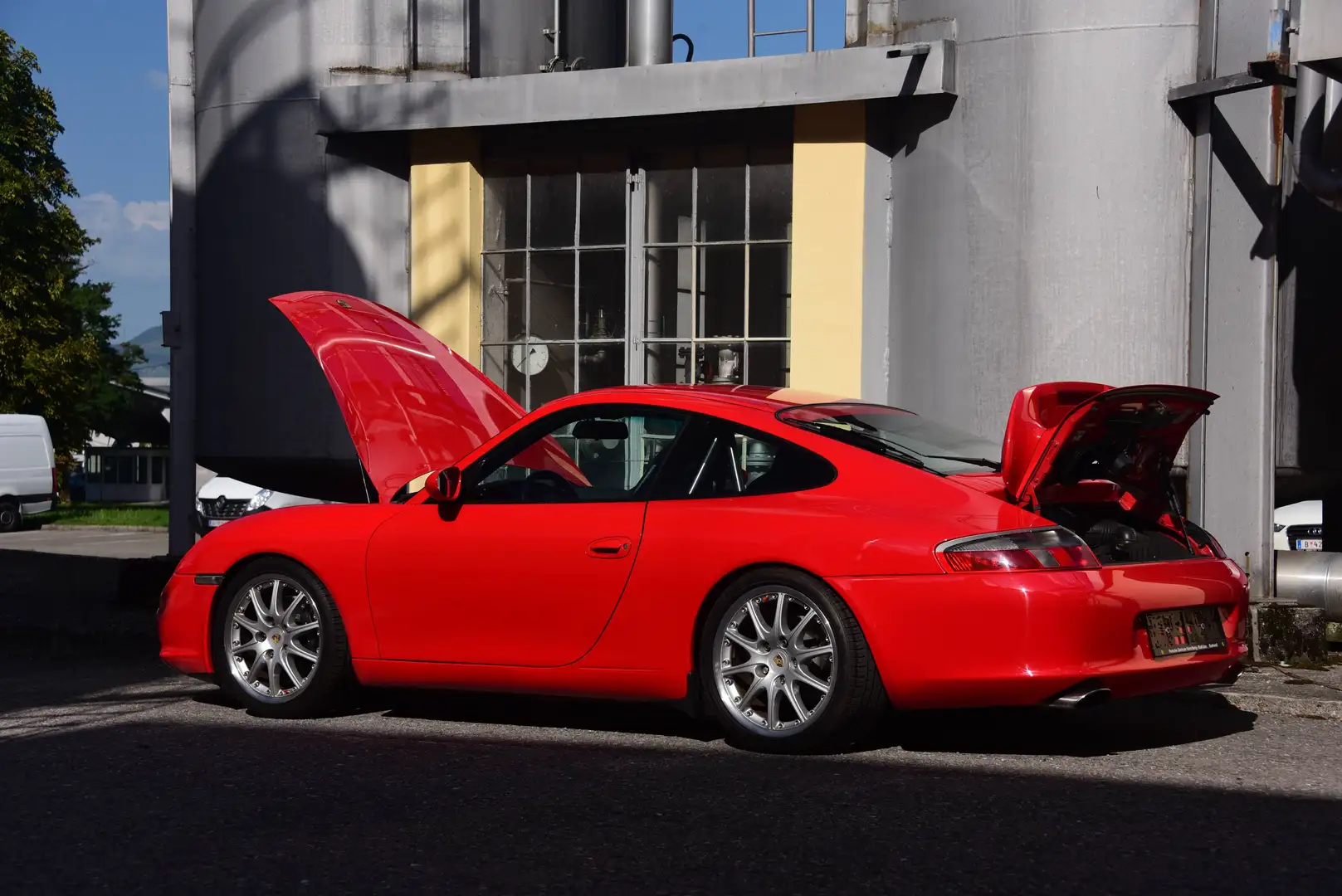 Porsche 996 911 Carrera Coupé Rot - 1