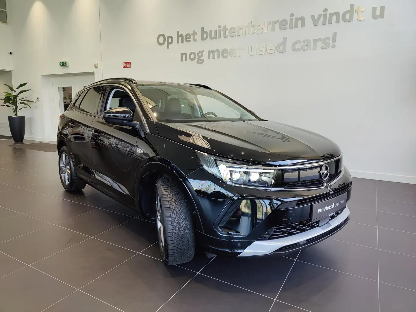 Opel Grandland 1.6t Business Elegance Hybrid Noir - 2