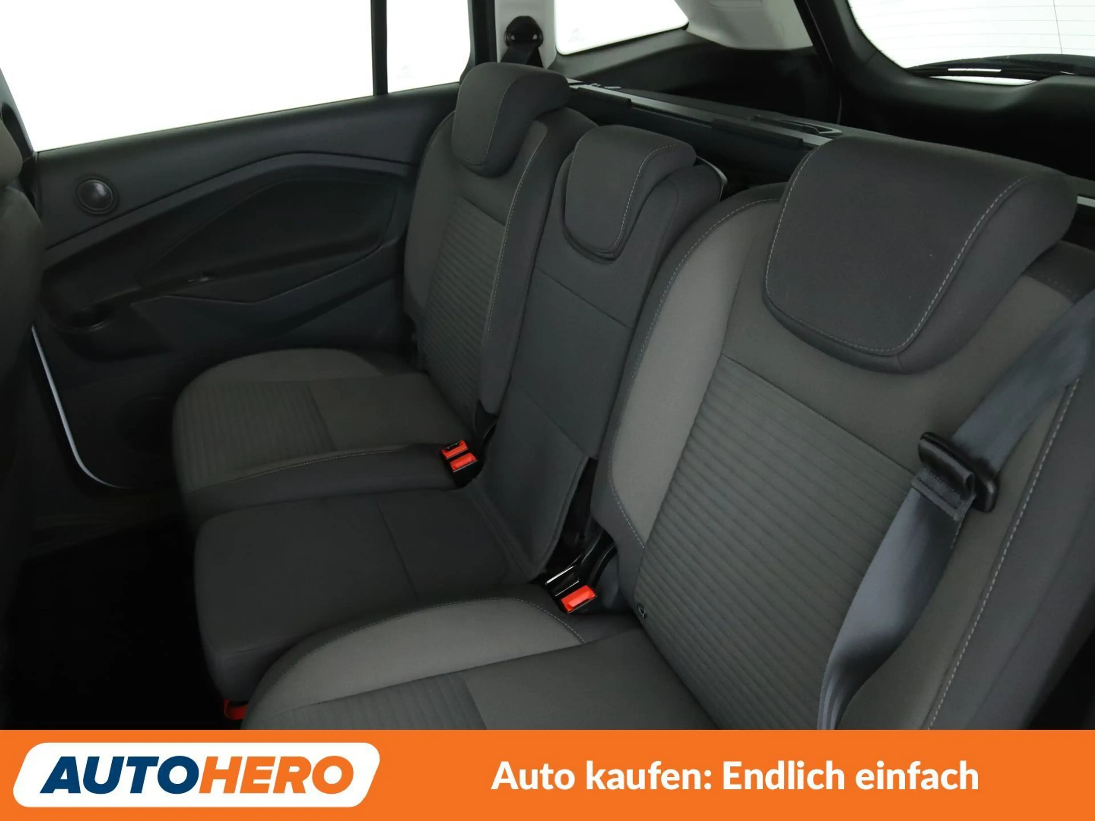 Ford Grand C-Max 2.0 TDCi Titanium Aut.*NAVI*TEMPO*CAM*PDC*SHZ* — photo 14