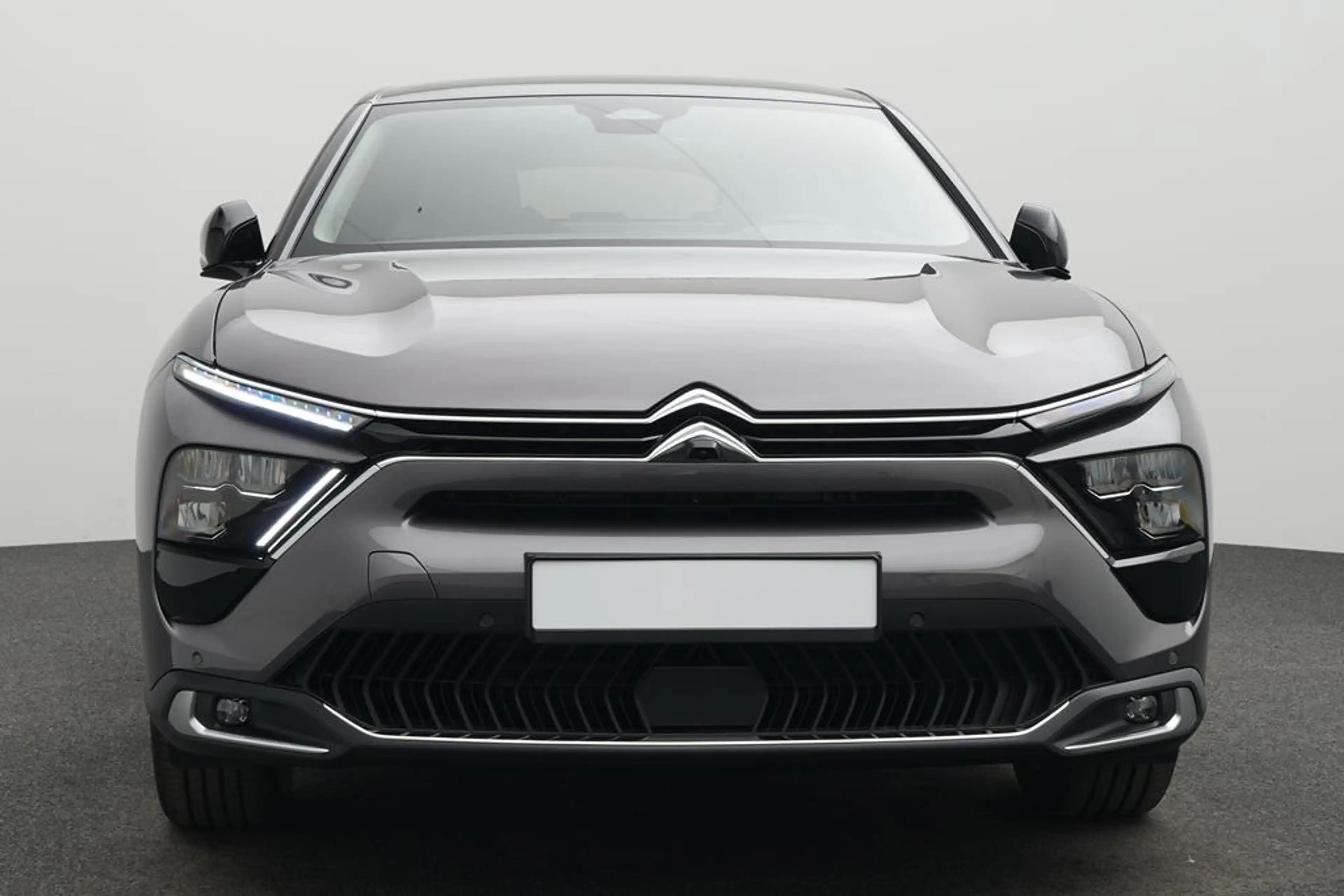 Citroen C5 X Plug-In-Hybrid 225 S&S ë-EAT8 Max — photo 2