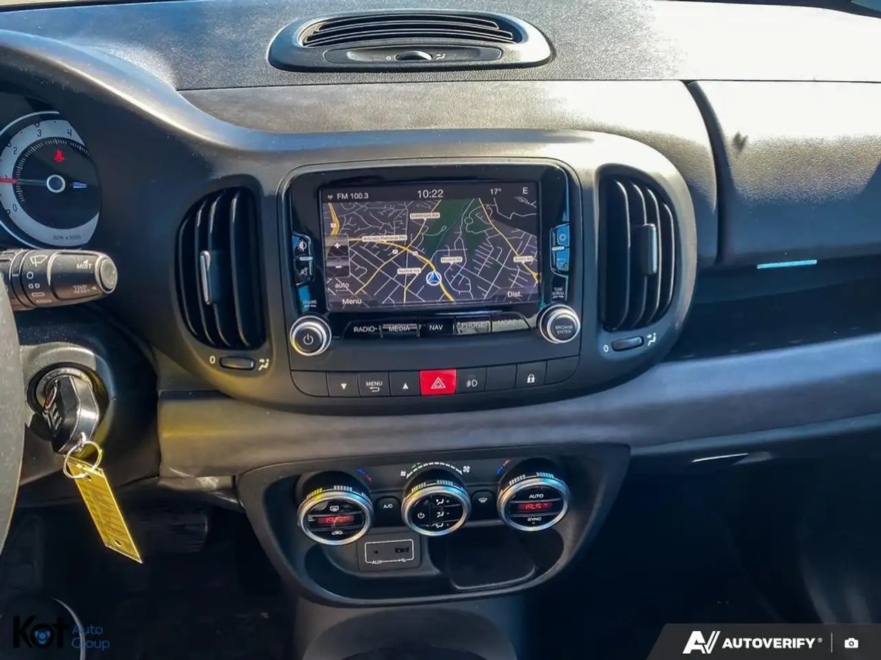 Fiat 500L снимка Fiat 500L