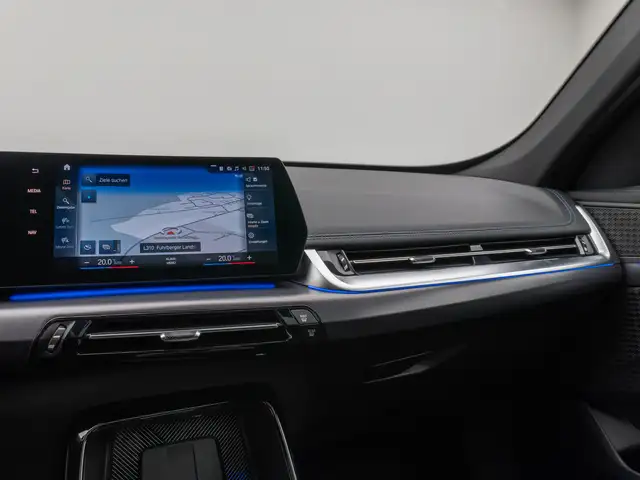 BMW Ix1 view 21