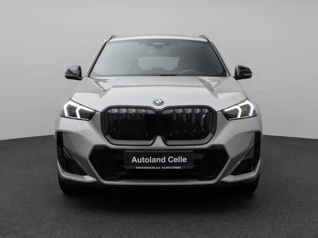 BMW Ix1 view 2
