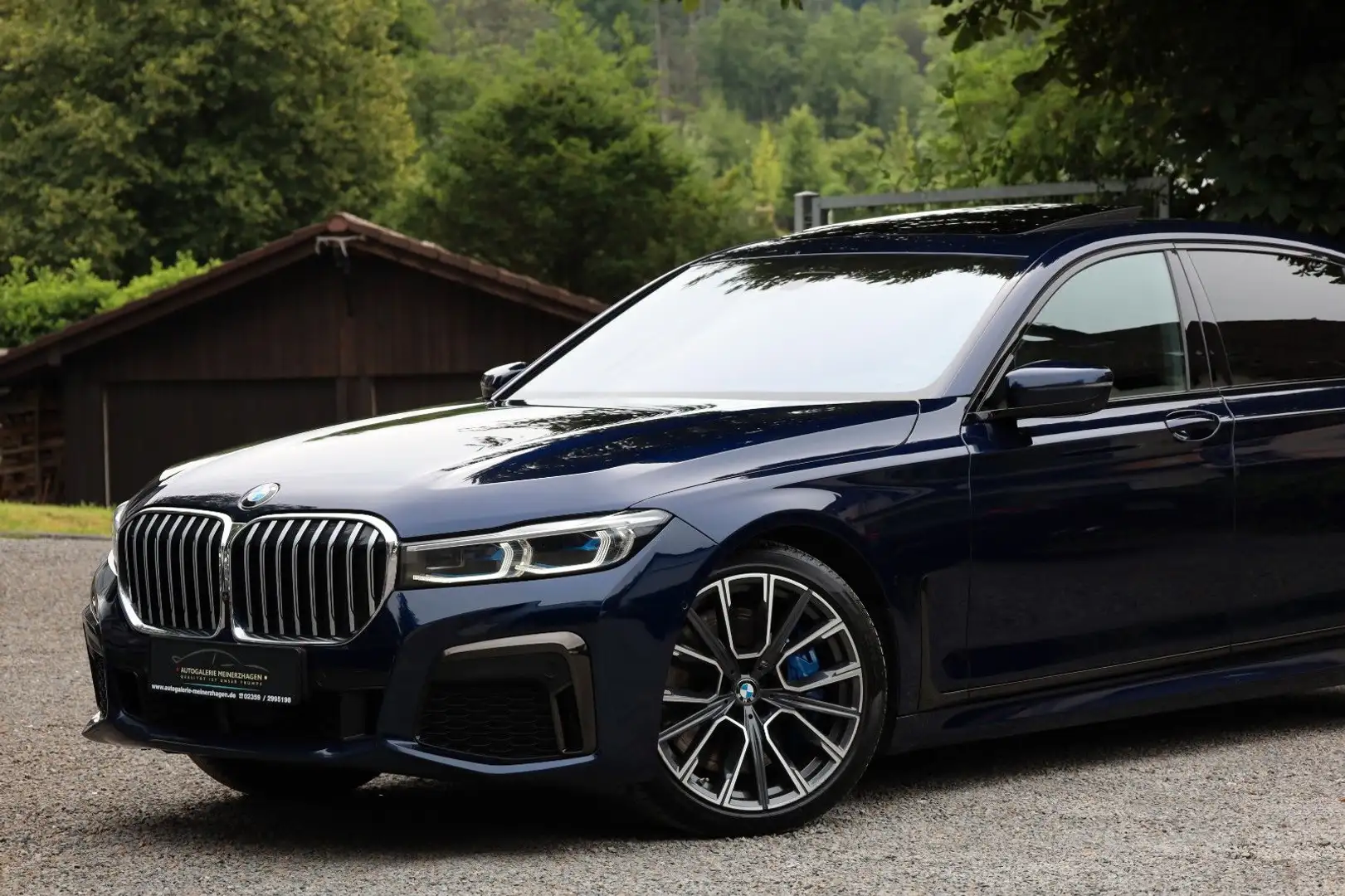 BMW 740 d L xDrive/M Sport/PANO/HUD/B&W/VOLL/ACC/AHK/ Blauw - 2