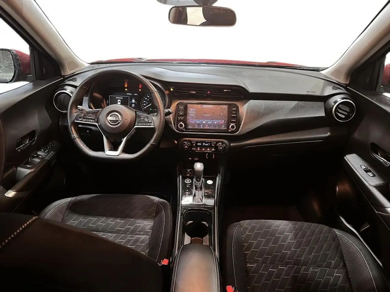Nissan Kicks снимка Nissan Kicks
