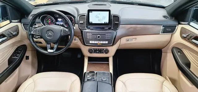 Mercedes-Benz Gle view 11
