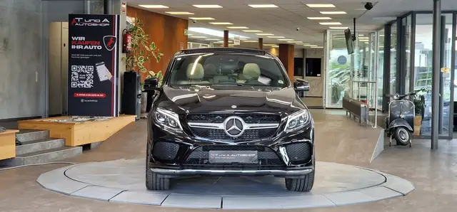 Mercedes-Benz Gle view 2