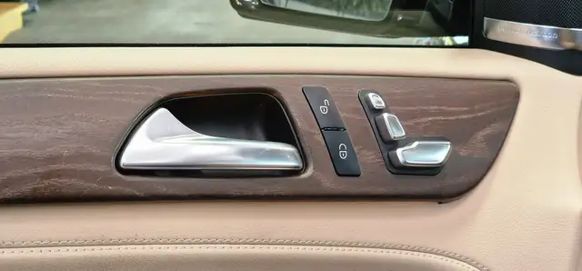 Mercedes-Benz Gle view 18