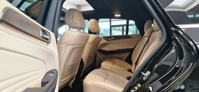 Mercedes-Benz Gle view 27
