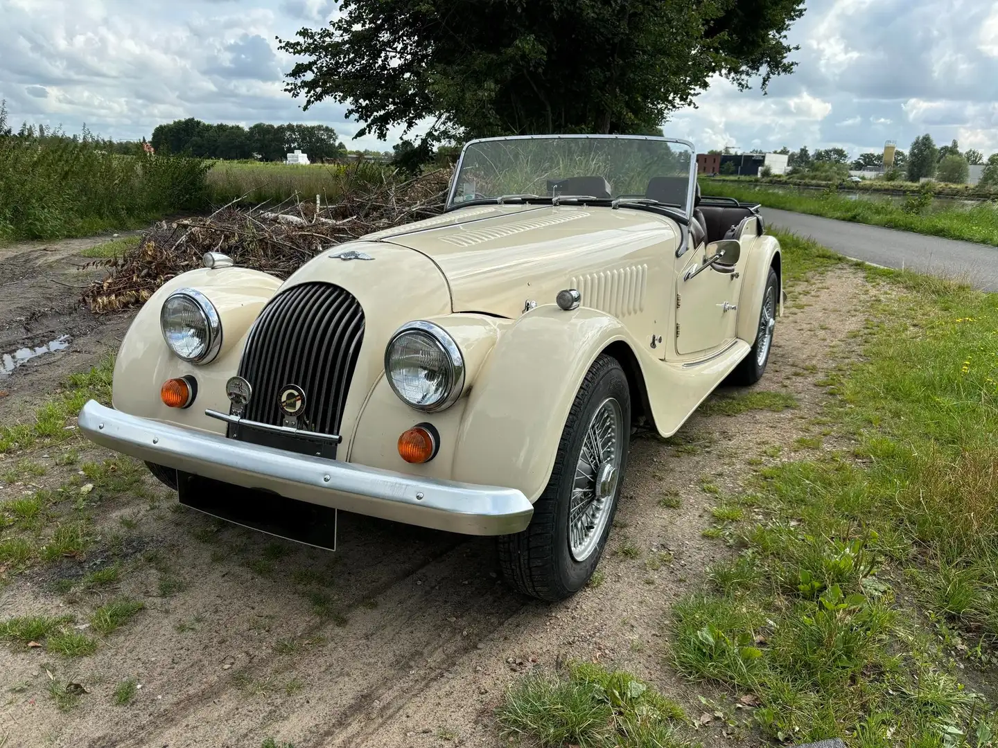 Morgan 4/4 TOURER Bej - 1