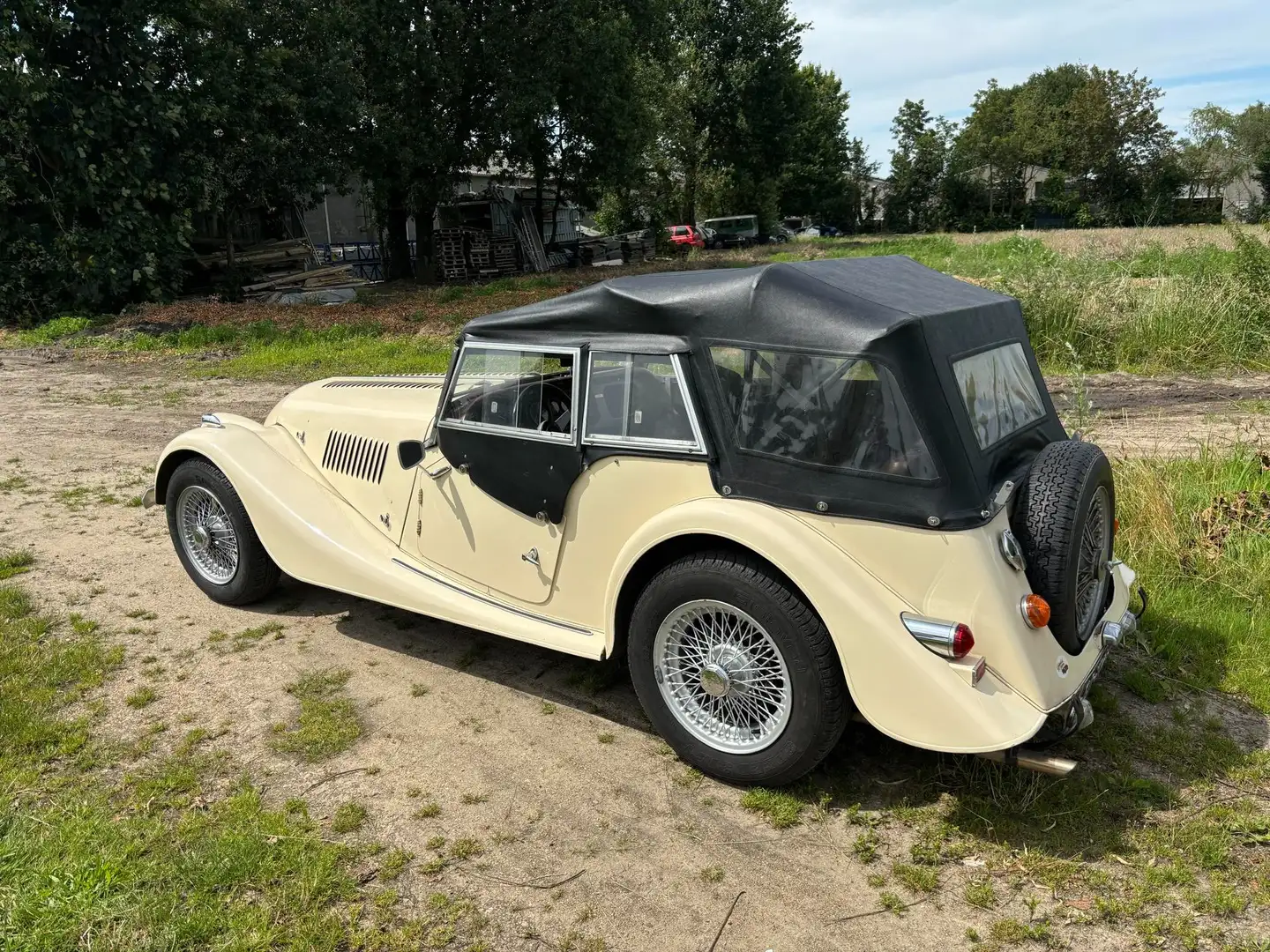 Morgan 4/4 TOURER Bej - 2