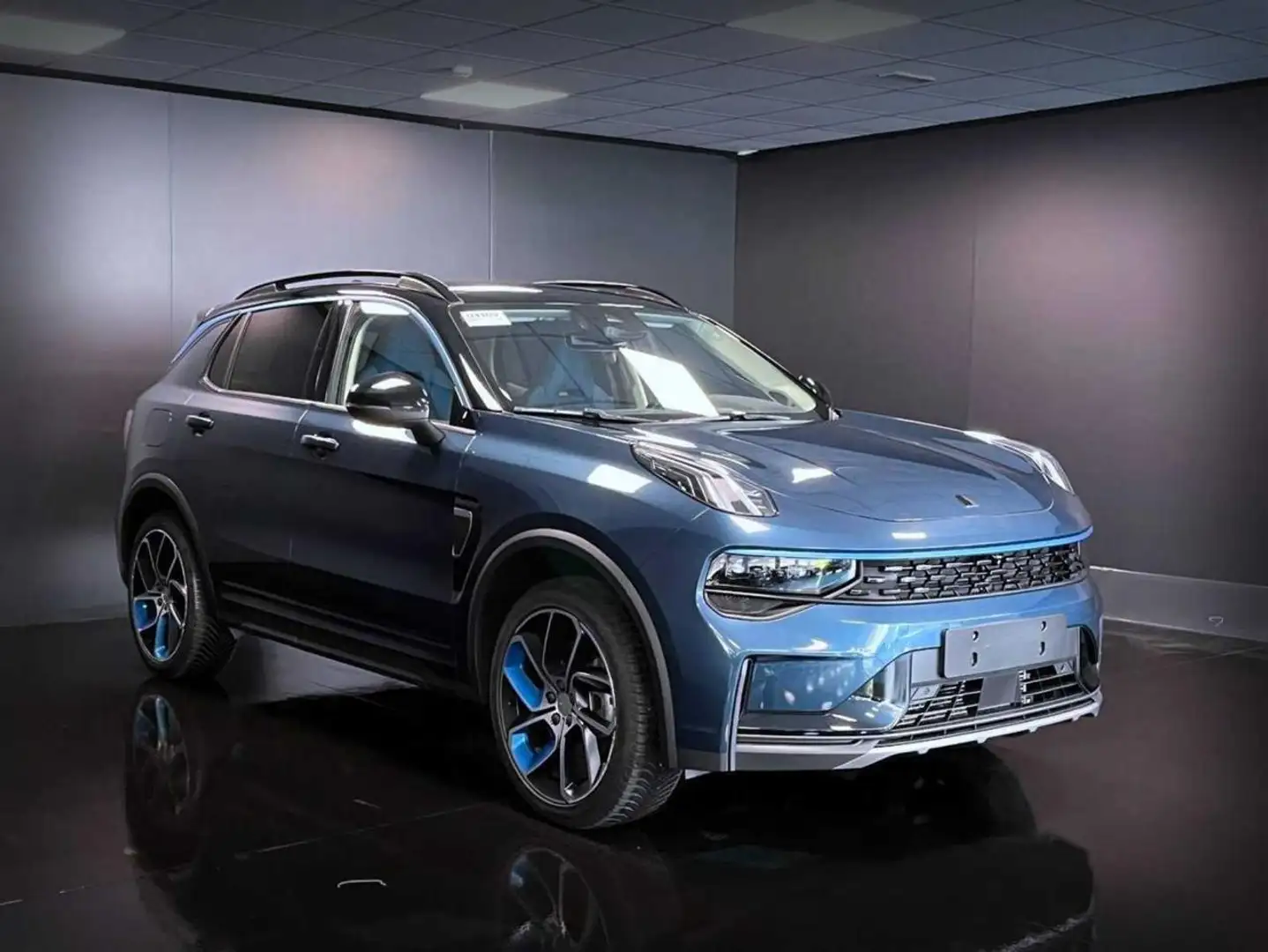 Lynk & Co 01 PHEV .PROMO FIN Bleu - 2