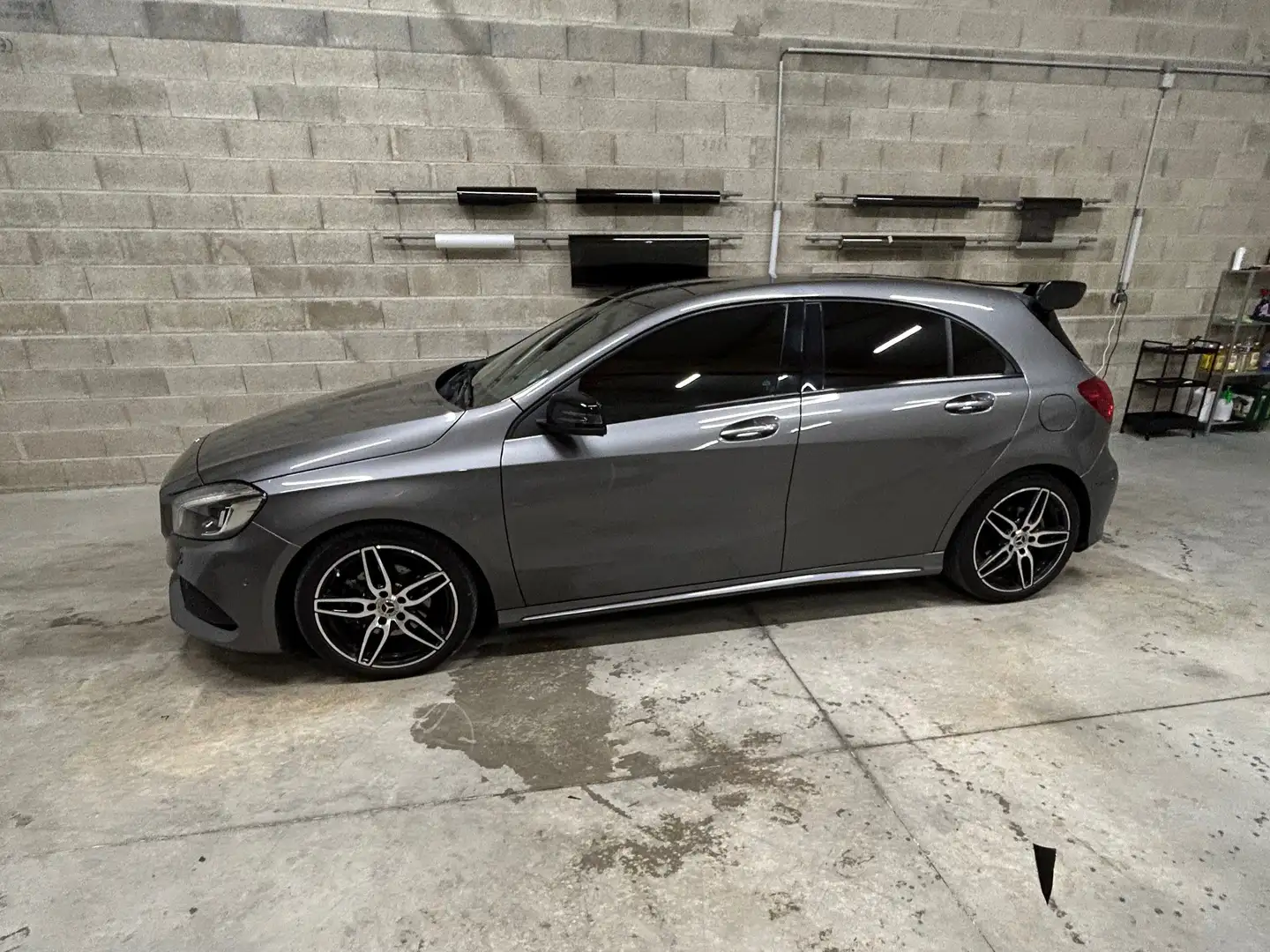 Mercedes-Benz A 200 Classe   d 7G-DCT Fascination Gris - 1