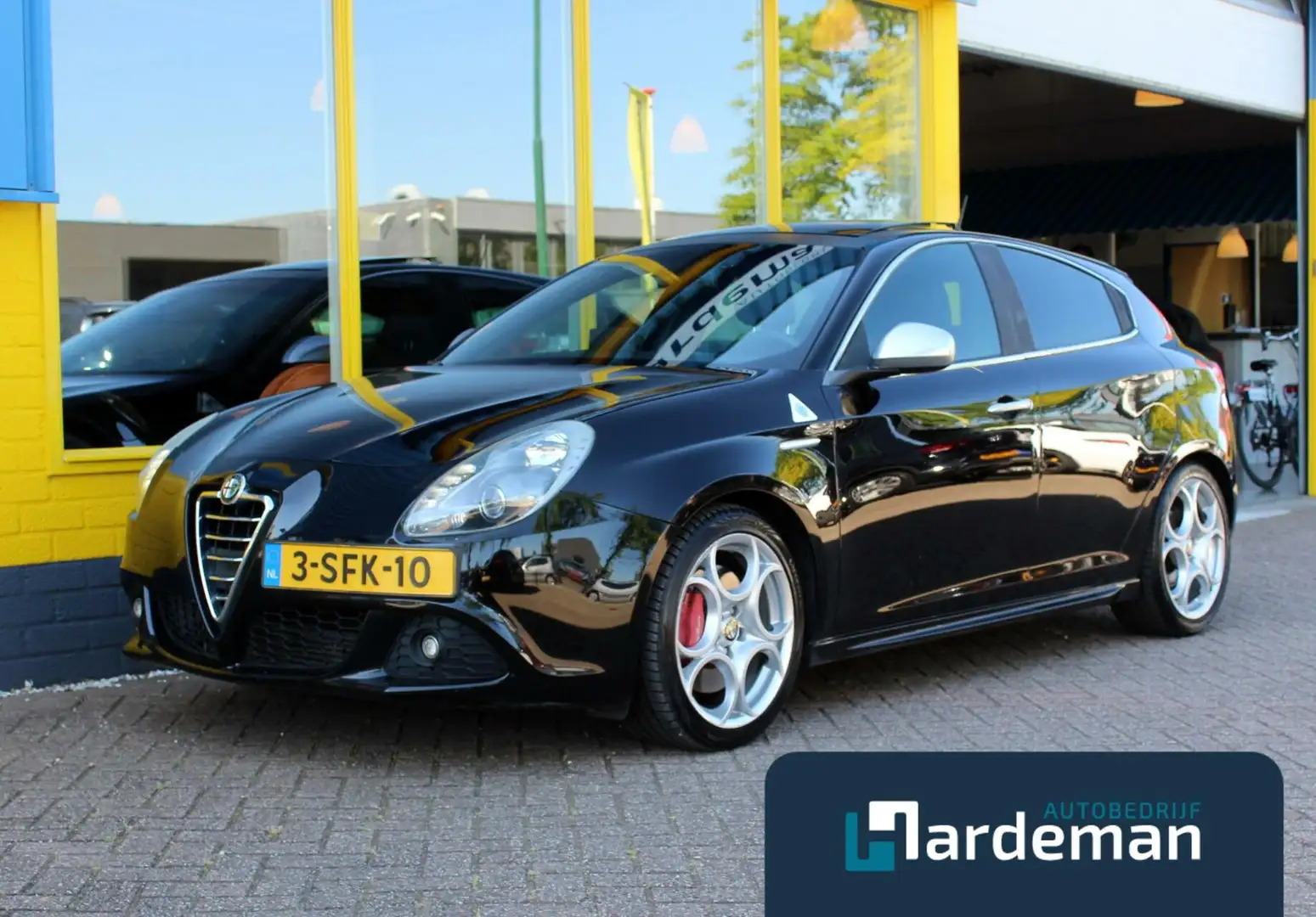 Alfa Romeo Giulietta 1.7 TBi Quadrifoglio Verde Pano Schwarz - 1