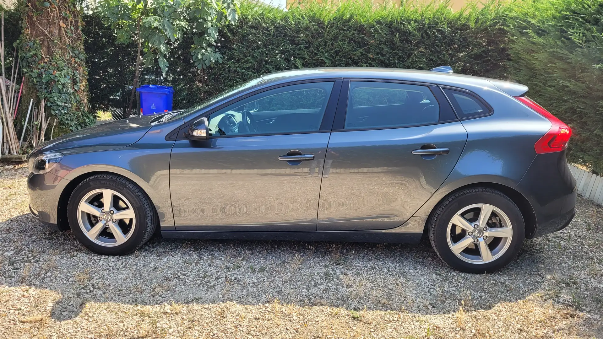 Volvo V40 V40 II 1.6 d2 Kinetic Grigio - 2