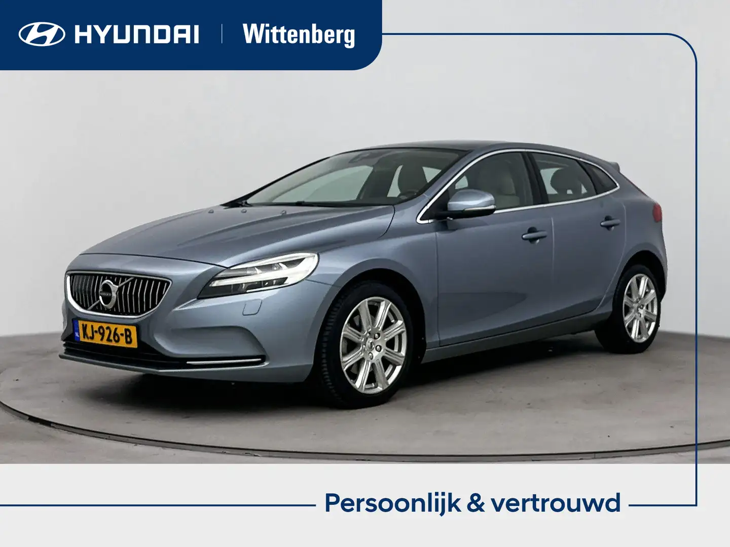 Volvo V40 2.0 T3 Inscription | Luxury Line o.a. Panoramadak Bleu - 1