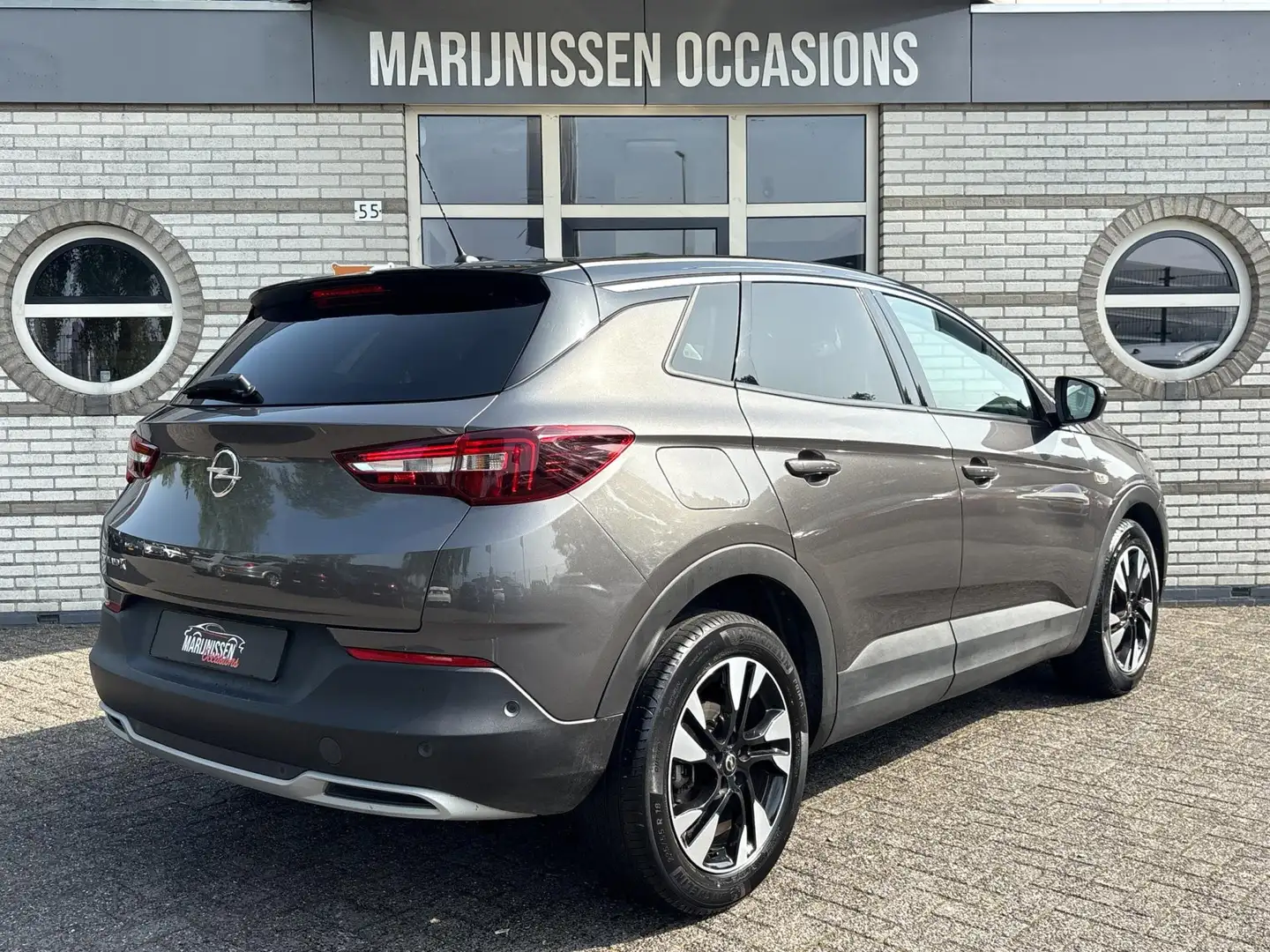 Opel Grandland X 1.2 Turbo Ultimate |Carplay,Camera,PDC| Grau - 2