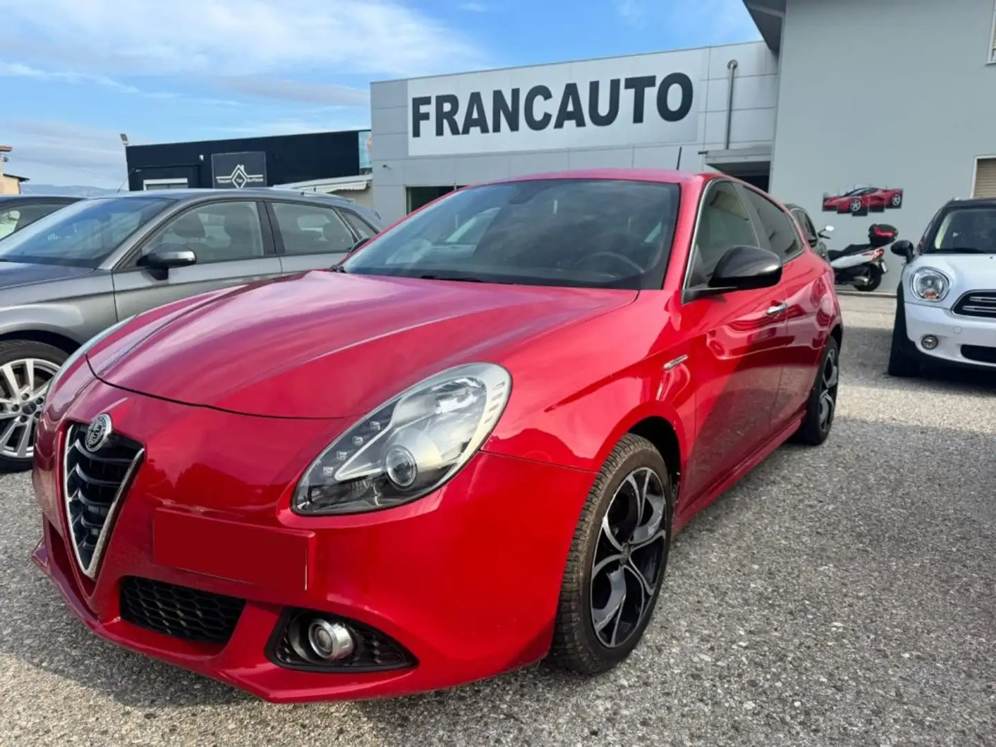 Alfa Romeo Giulietta 1.6 JTDm-2 105 CV Exclusive Rouge - 1