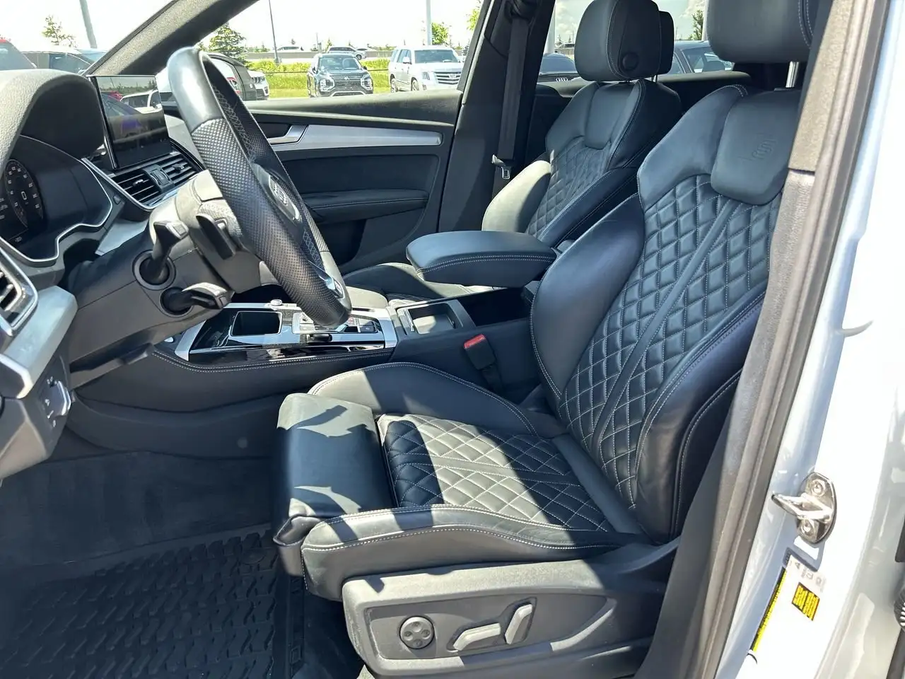 Audi SQ5 fotografie Audi SQ5