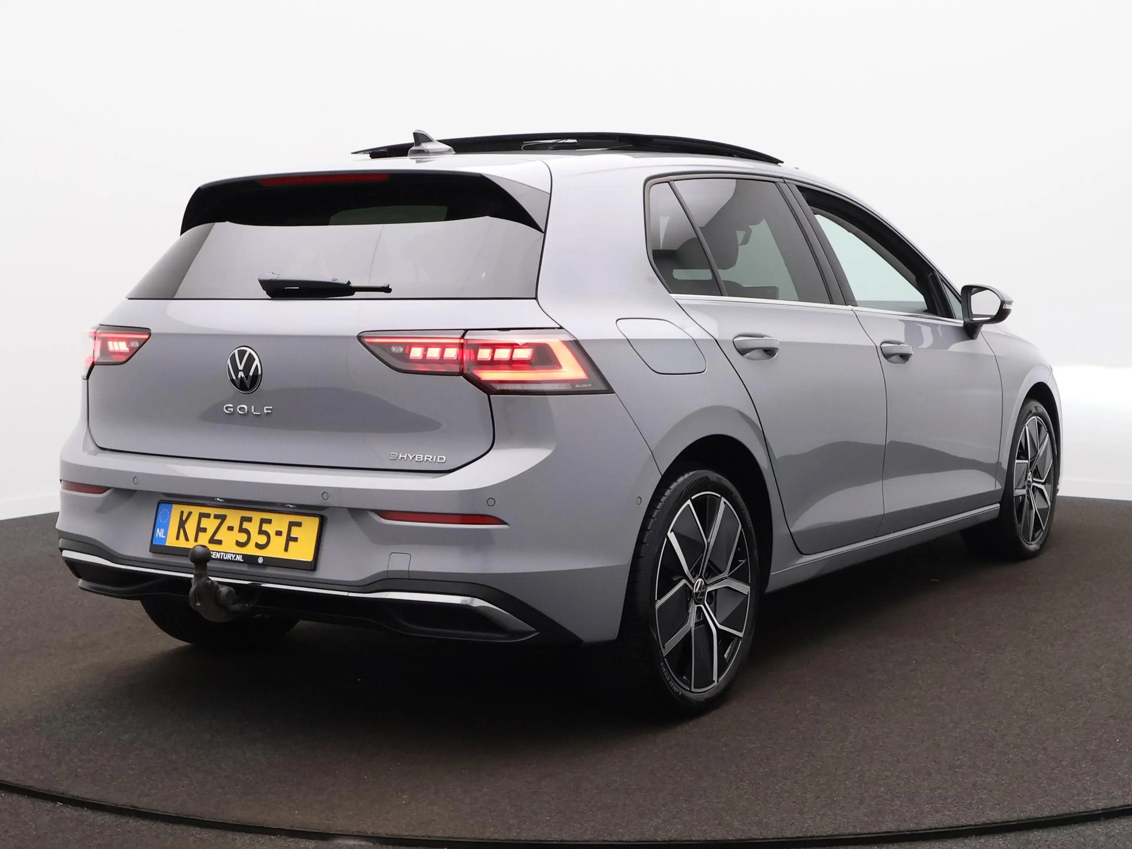 Volkswagen Golf 1.5 eHybrid Style Edition | Panodak | Camera | Tre — photo 6