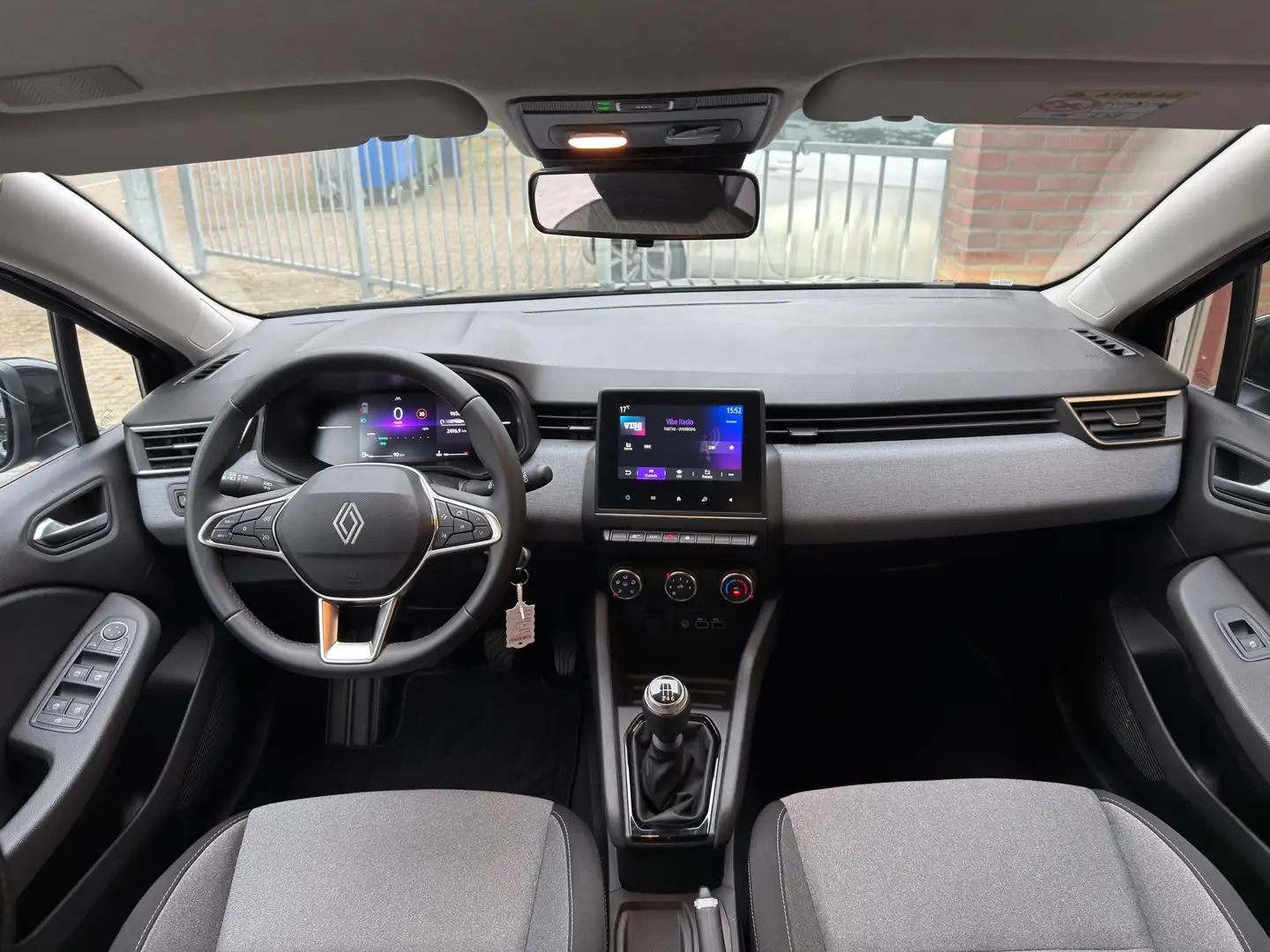 Renault Clio 1.0 TCe 90 GPF evolution Apple Carplay Schwarz - 2