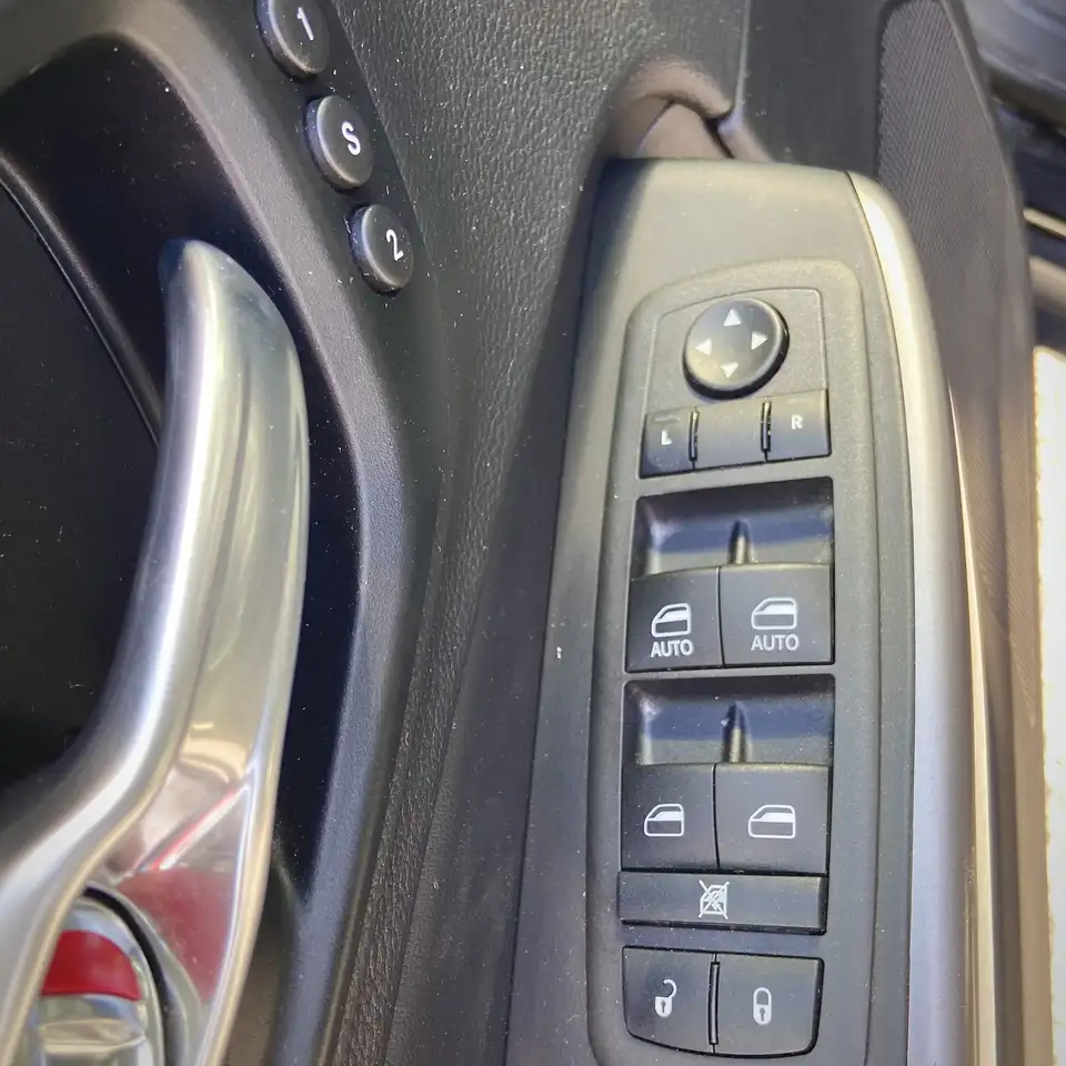 Jeep Cherokee снимка Jeep Cherokee