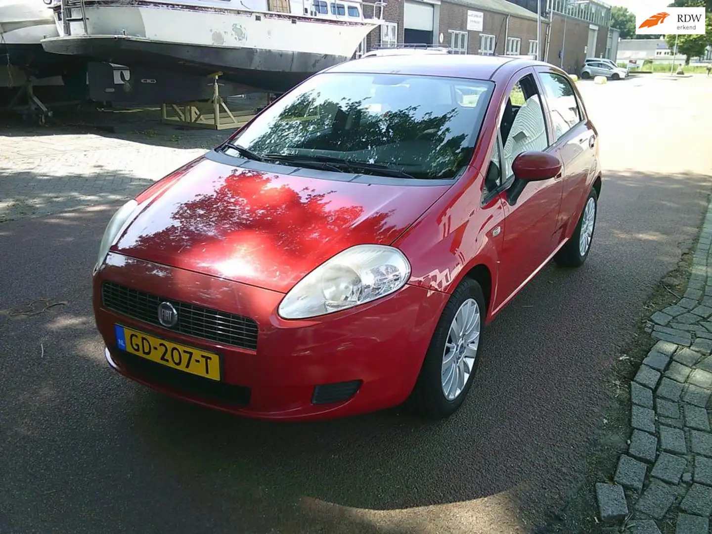 Fiat Grande Punto 1.4 Sportsound airco ijs koud Rood - 1