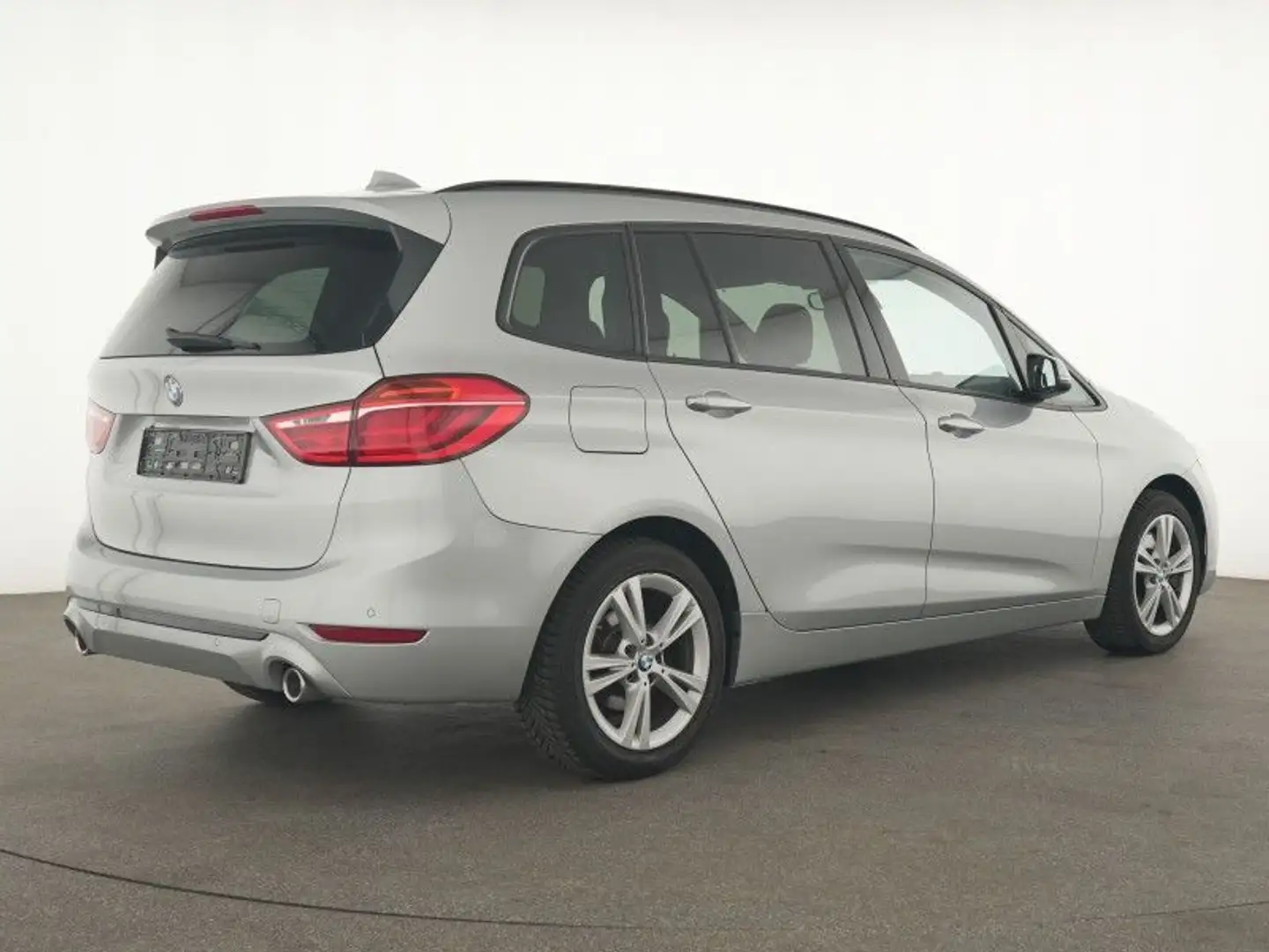 BMW 218 d xDrive Sport Line LED ACC Navi Silber - 2