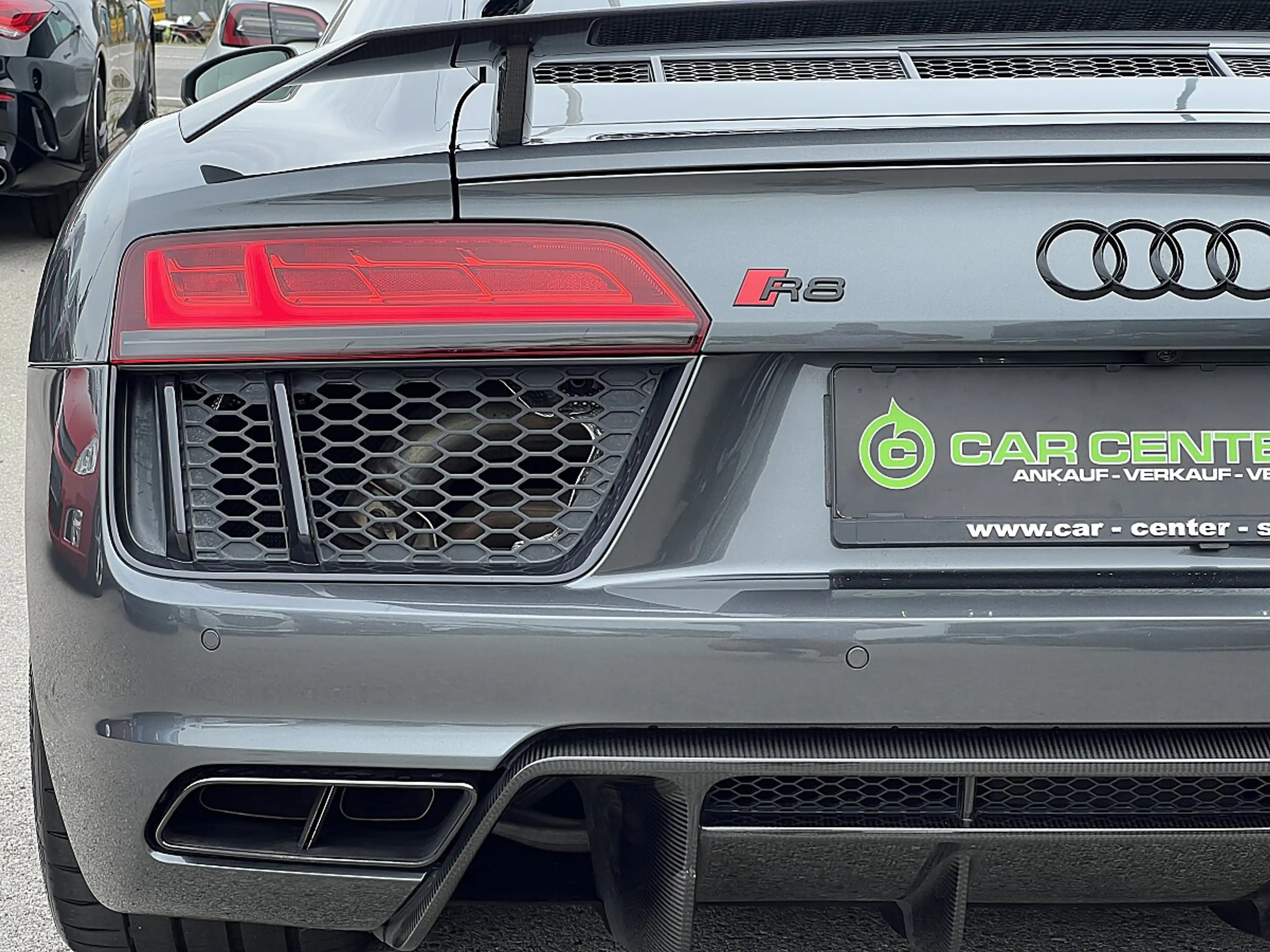 Audi R8 Coupé plus 5,2 FSI quattro S-tronic — photo 14