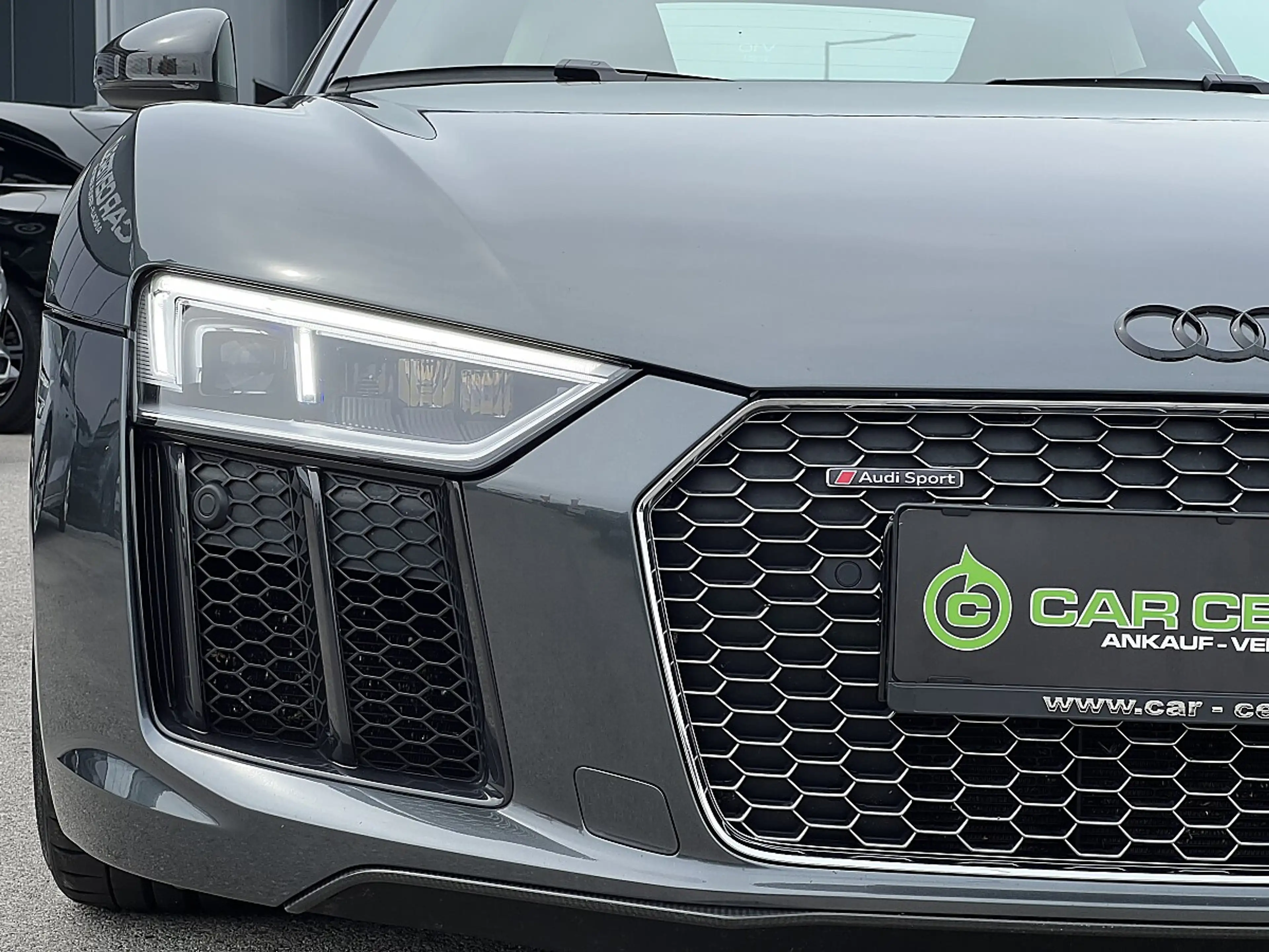 Audi R8 Coupé plus 5,2 FSI quattro S-tronic — photo 13