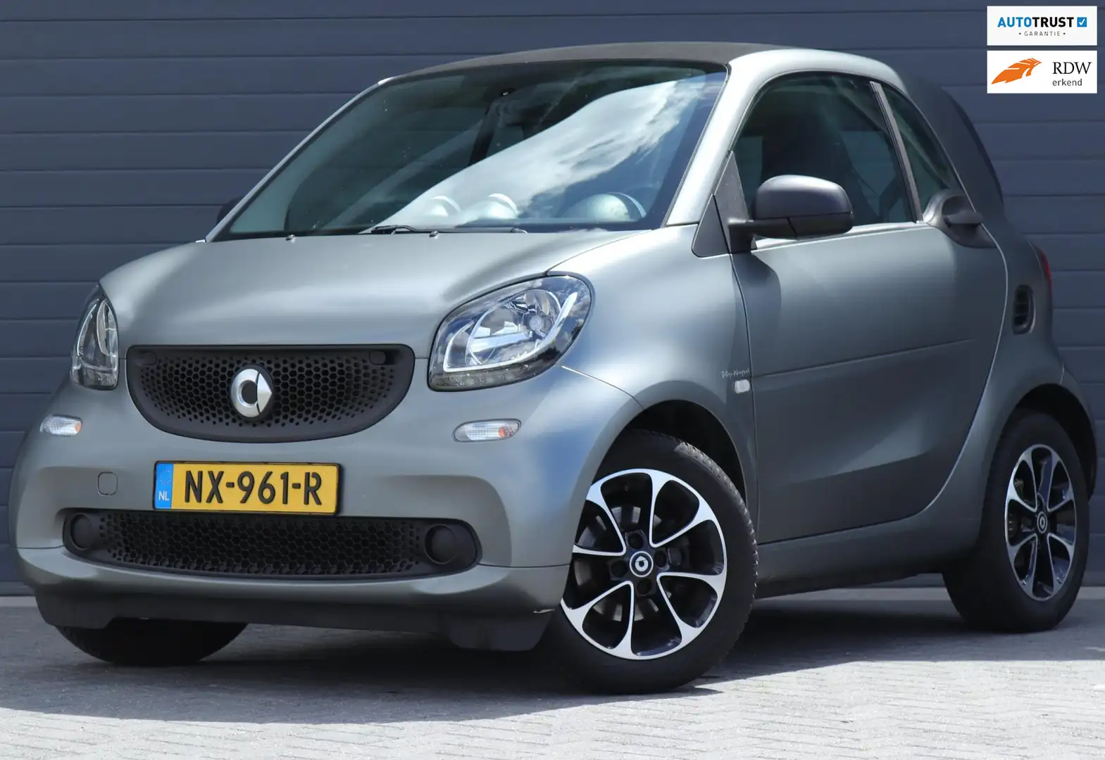 smart forTwo 1.0 Pure Wit - 1