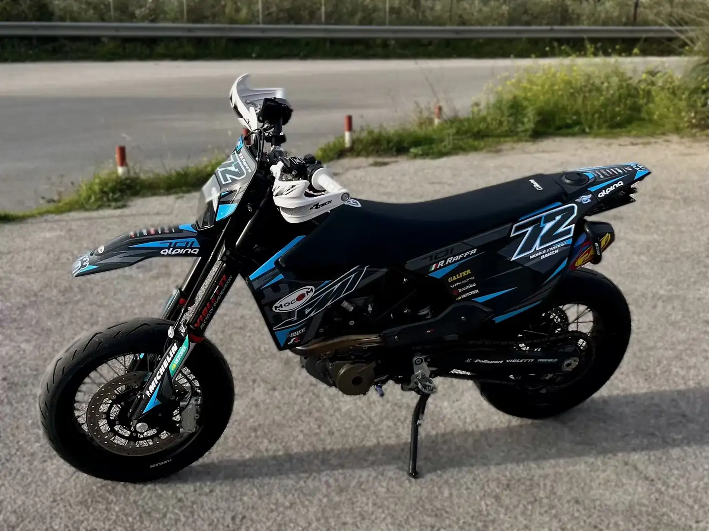 Husqvarna 701 Supermoto Sport - 1