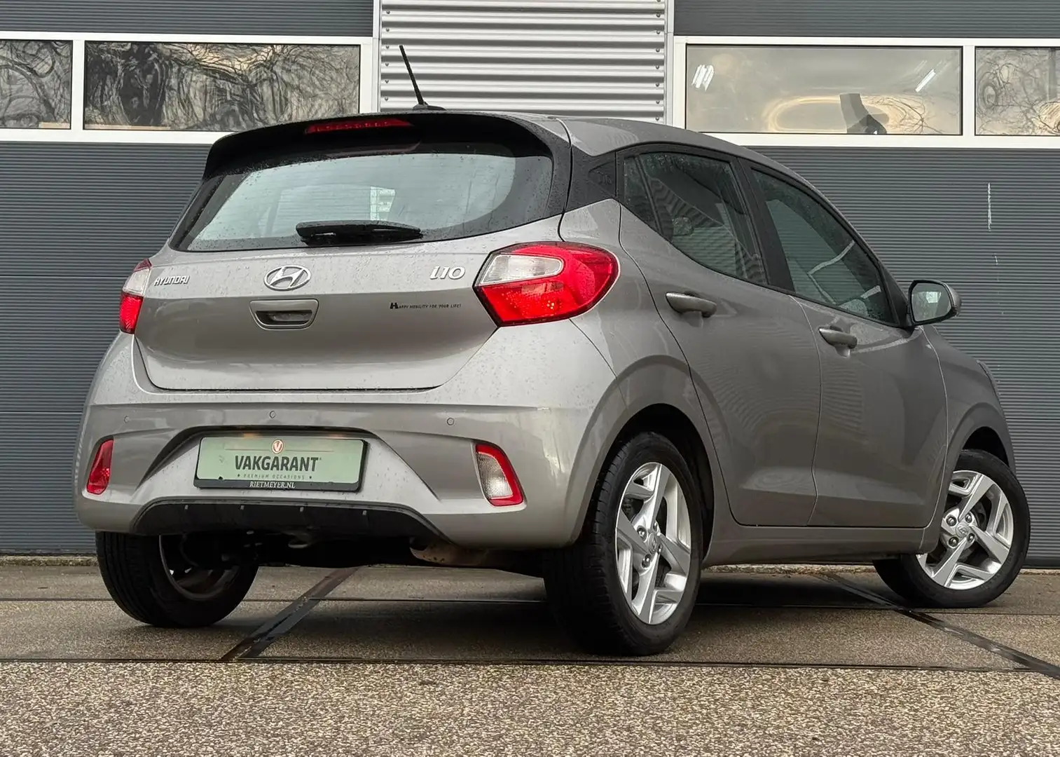 Hyundai i10 1.0 Comfort Smart |Stoel/Stuurverw. |Carplay |Crui Grijs - 2